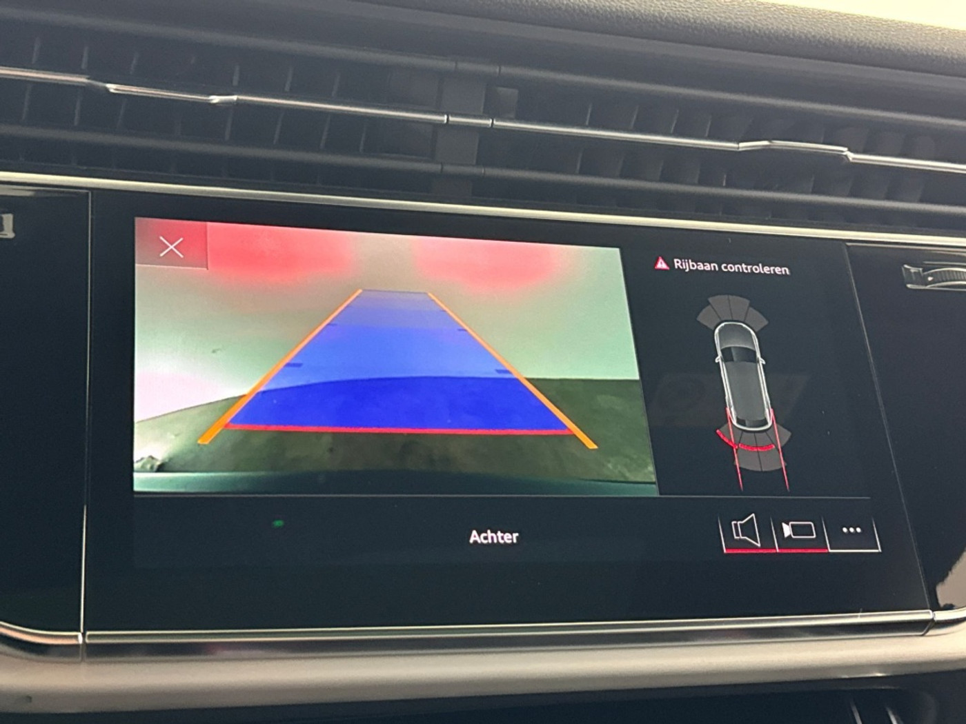 Foto van Audi Q8 55 TFSI E