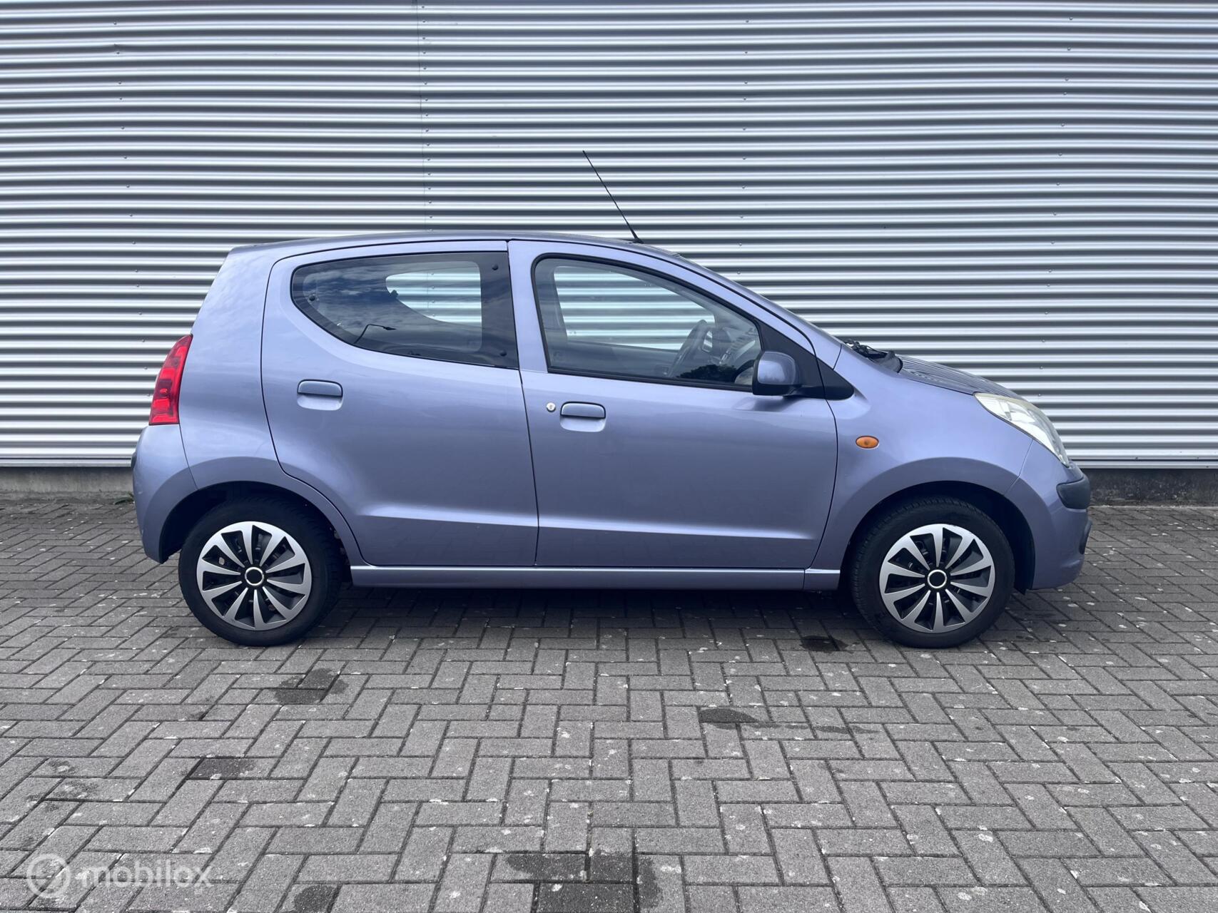 Foto van Nissan Nissan Pixo