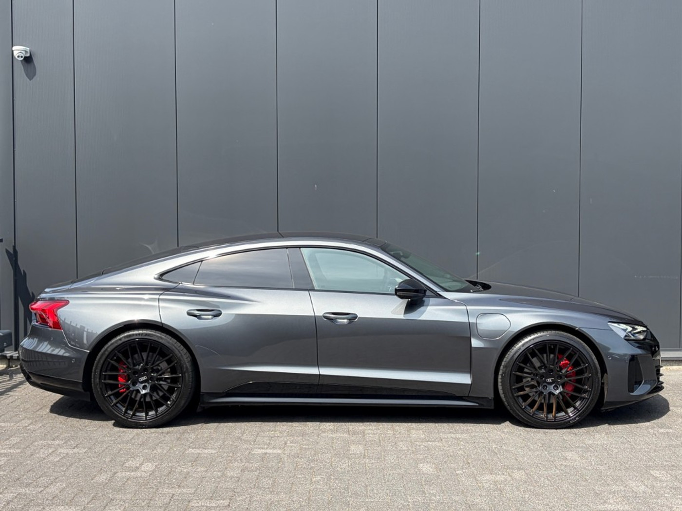 Foto van Audi E-tron GT