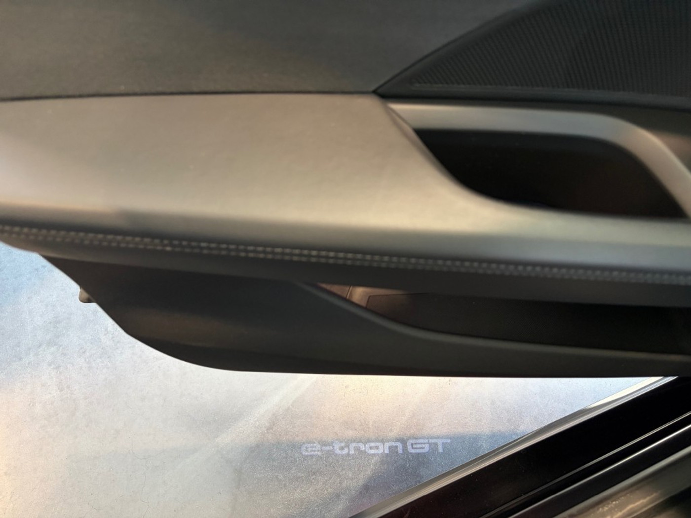 Foto van Audi E-tron GT