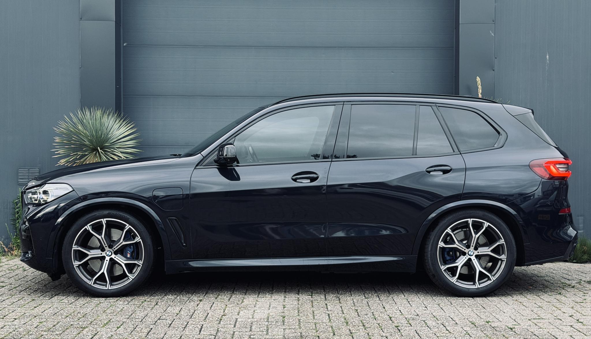 Foto van BMW X5 Xdrive45e
