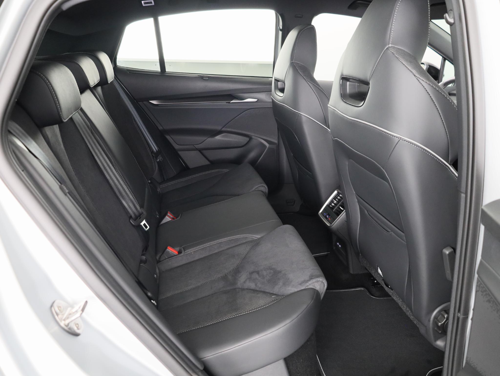 Foto van Skoda Enyaq 60