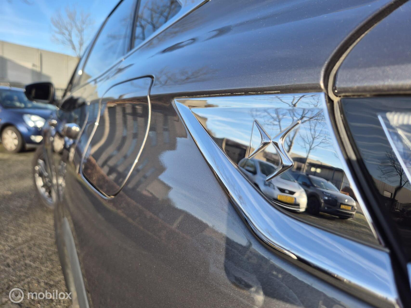 Foto van DS DS 7 Crossback