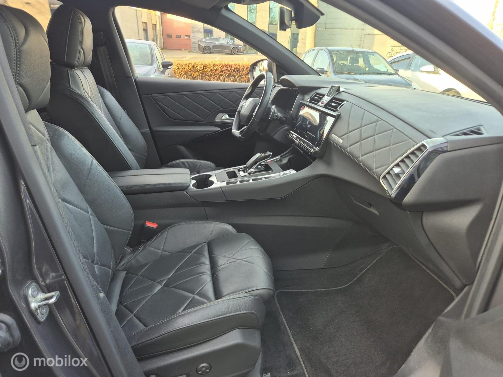 Foto van DS DS 7 Crossback