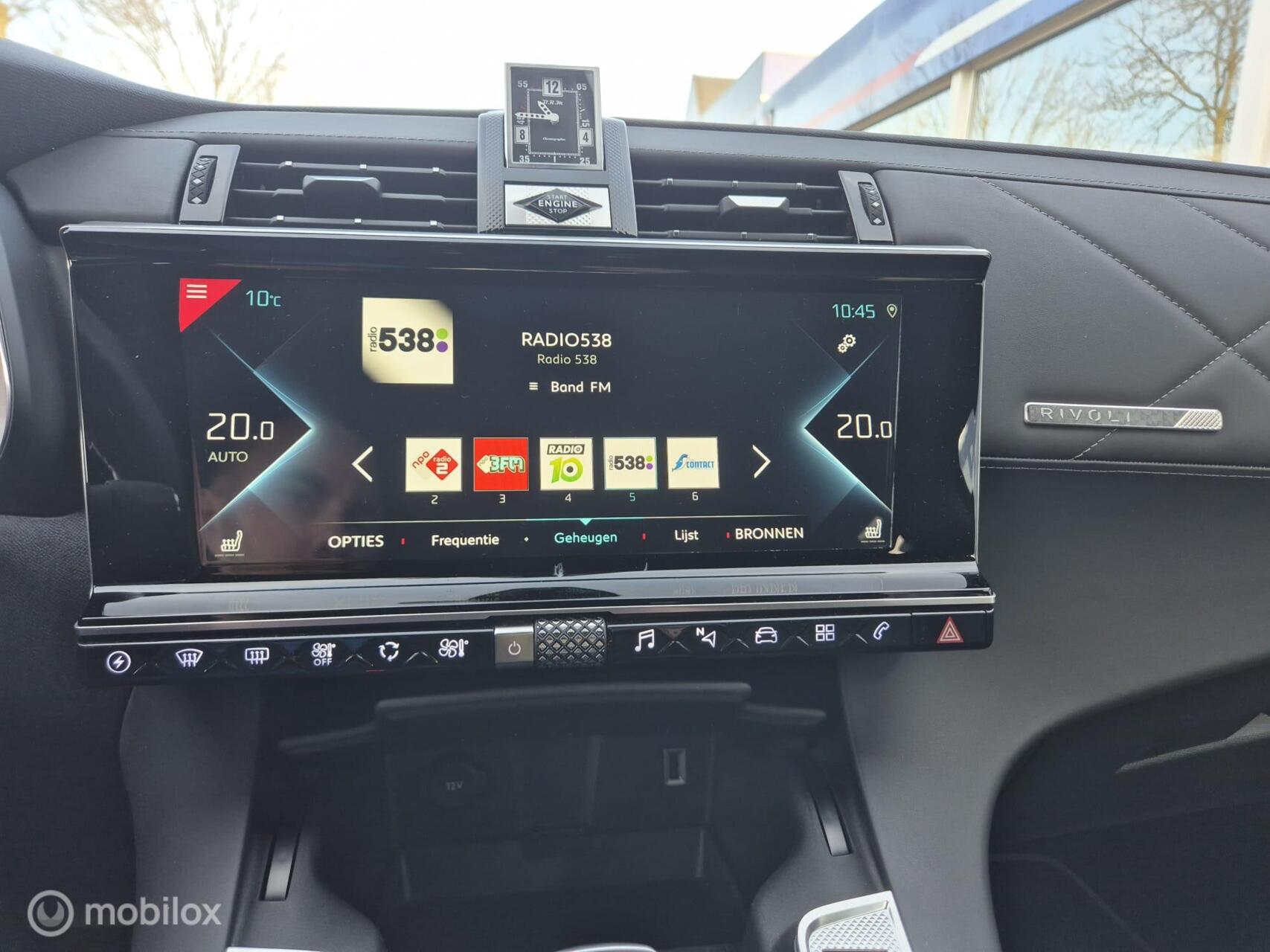 Foto van DS DS 7 Crossback