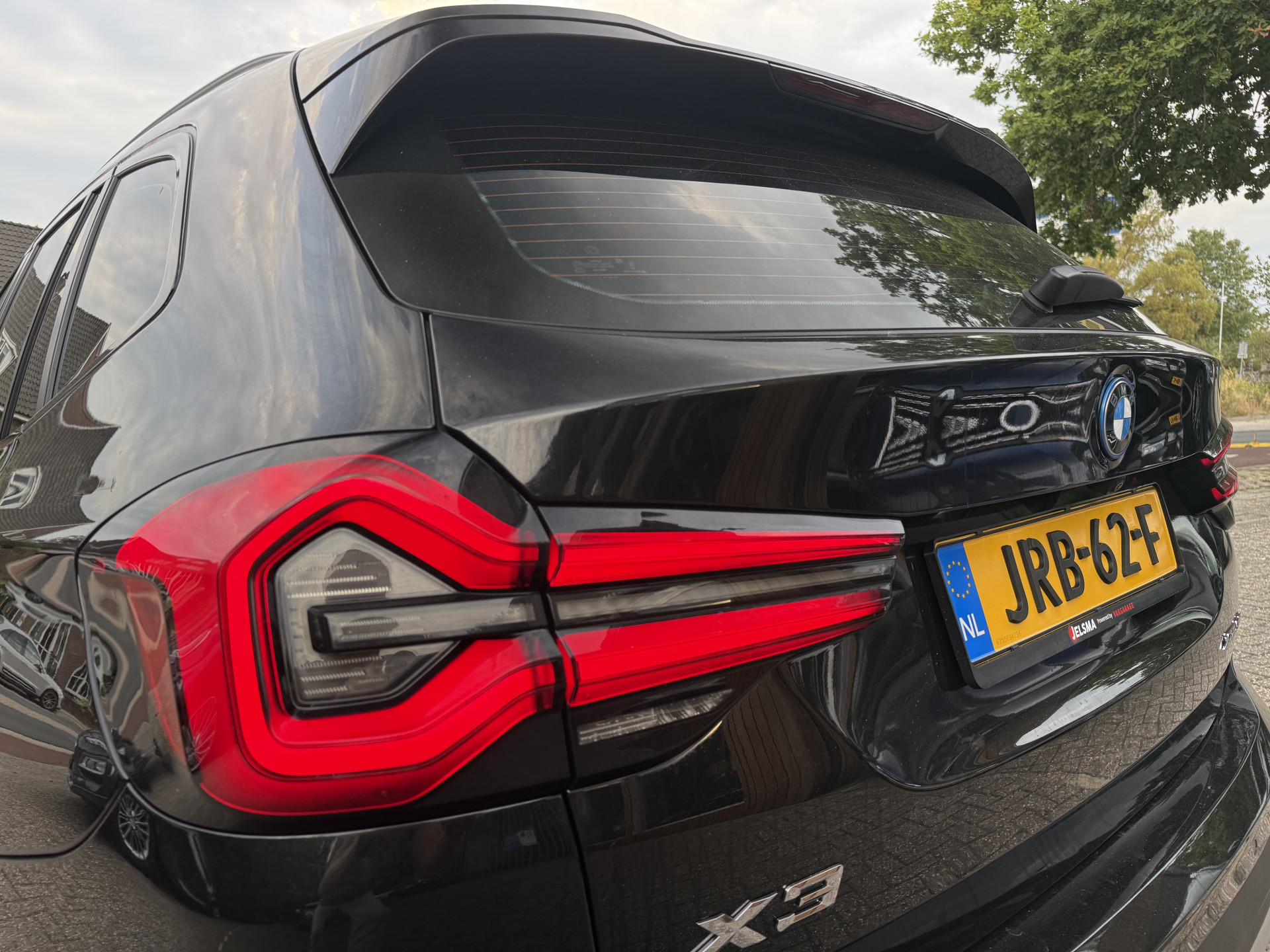 Foto van BMW X3 Xdrive30e