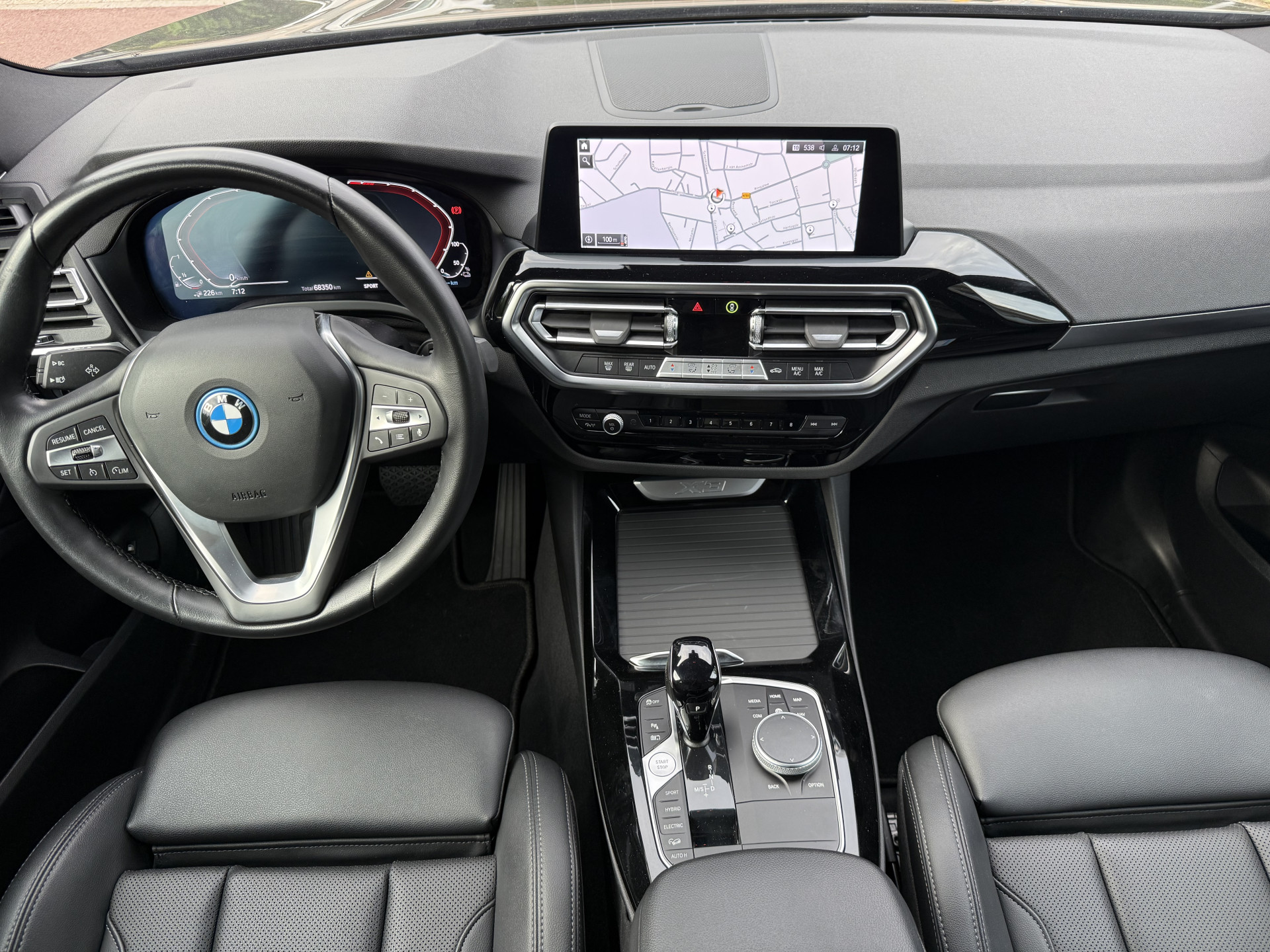 Foto van BMW X3 Xdrive30e