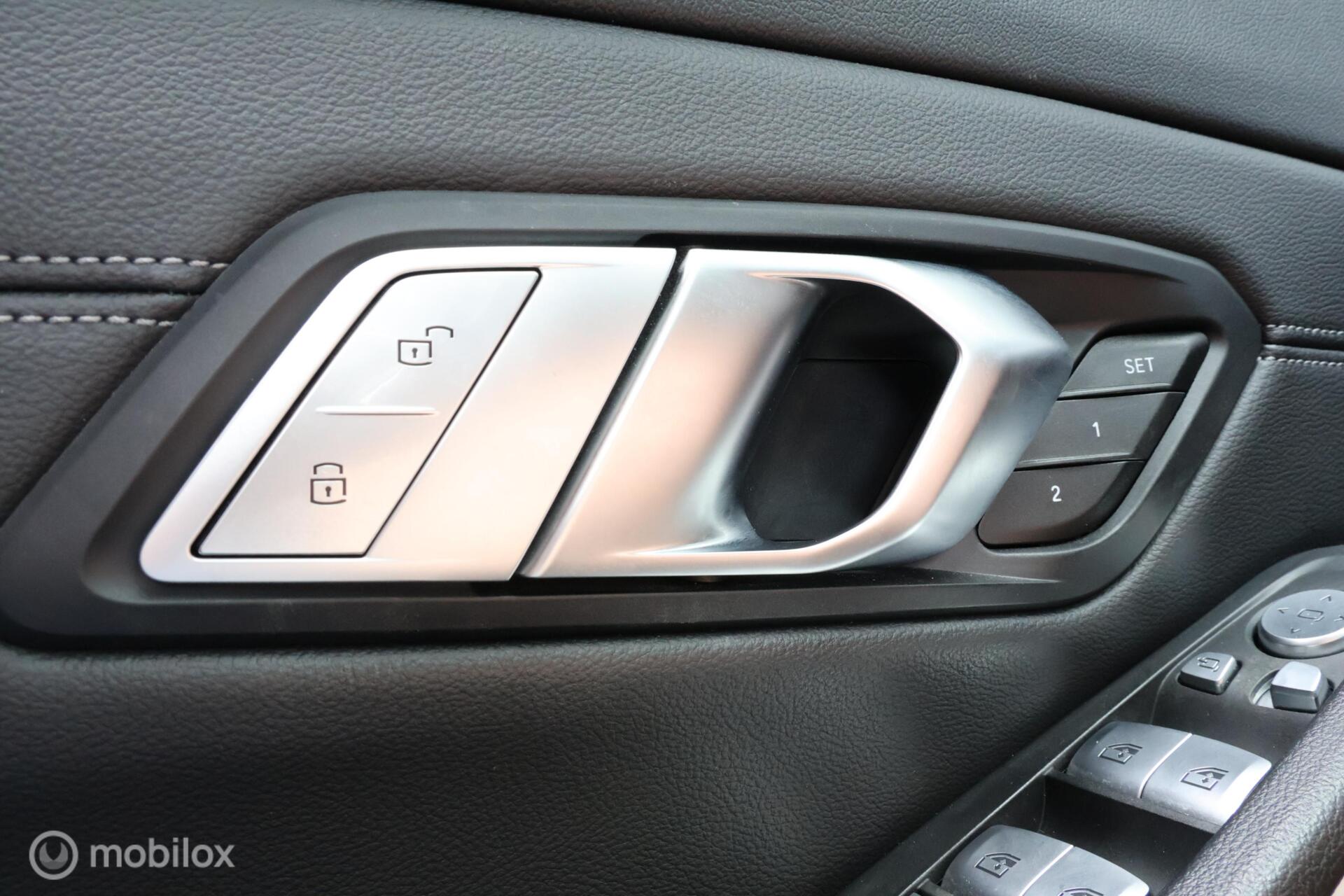 Foto van BMW 330e xDrive