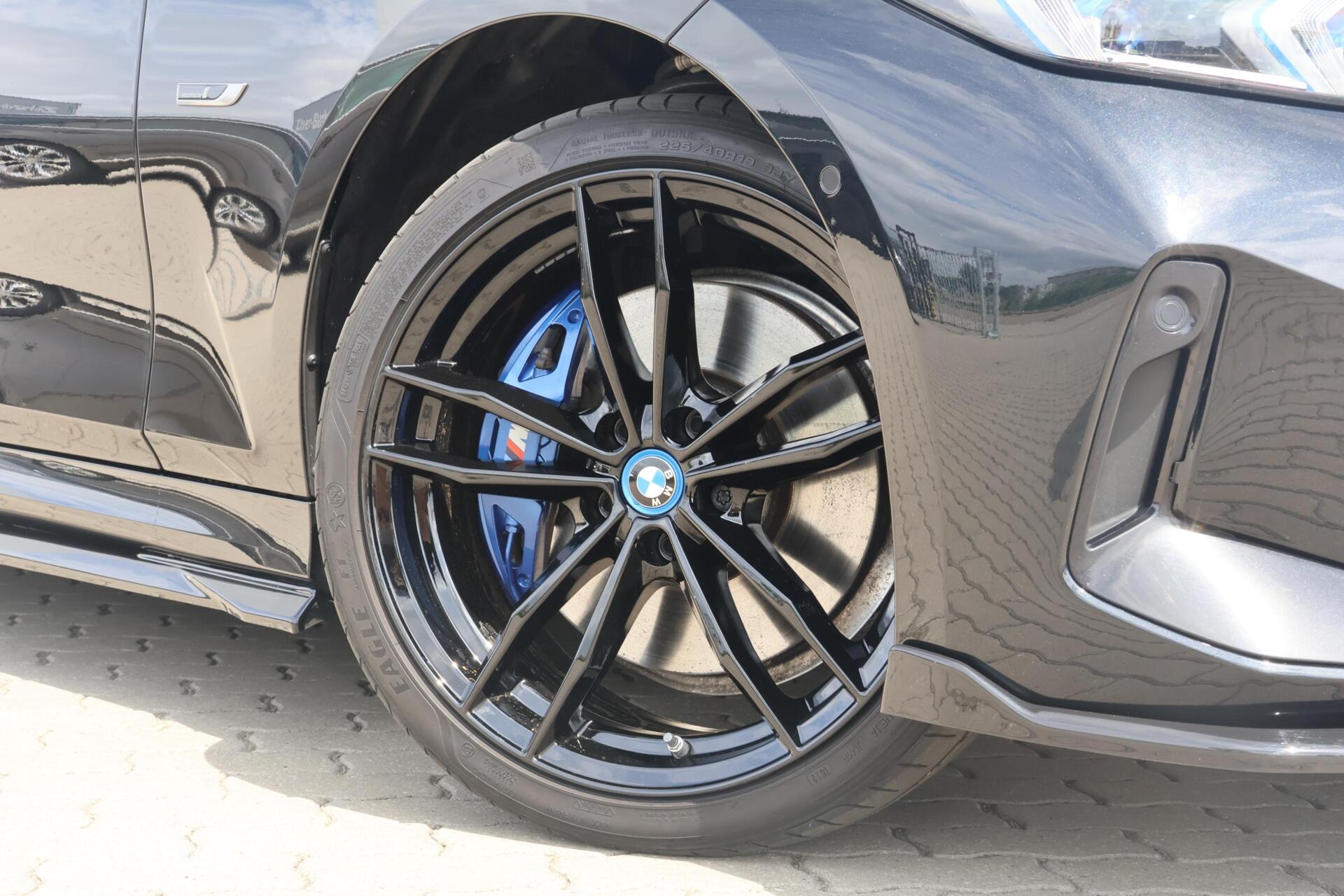 Foto van BMW 330e xDrive
