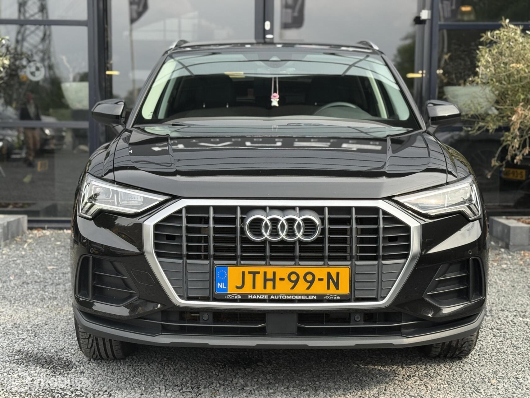 Foto van Audi Q3 E-tron