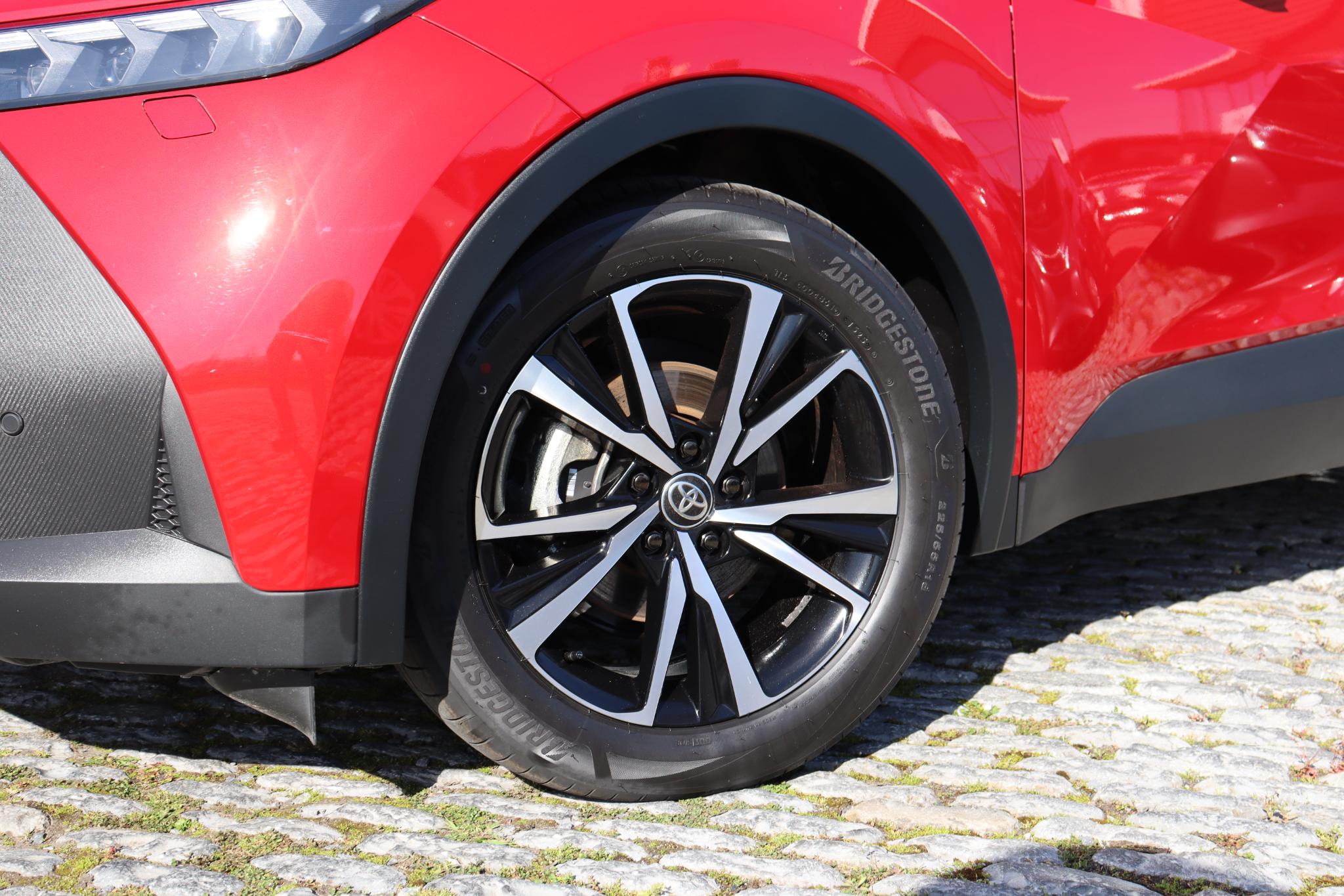 Foto van Toyota C-hr