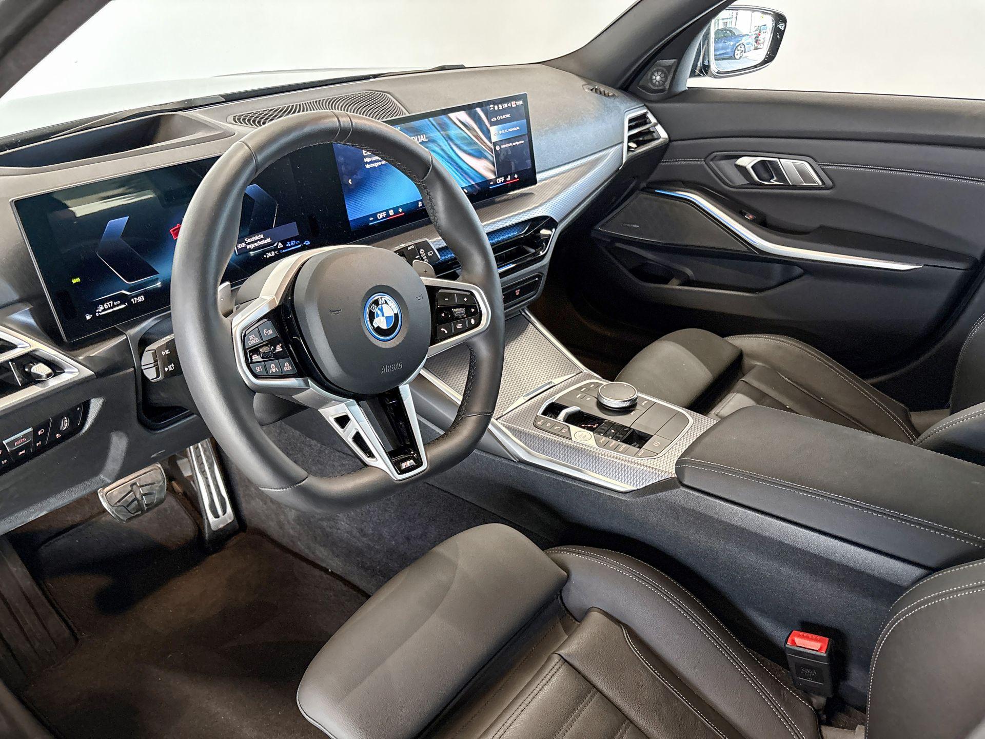 Foto van BMW 330e