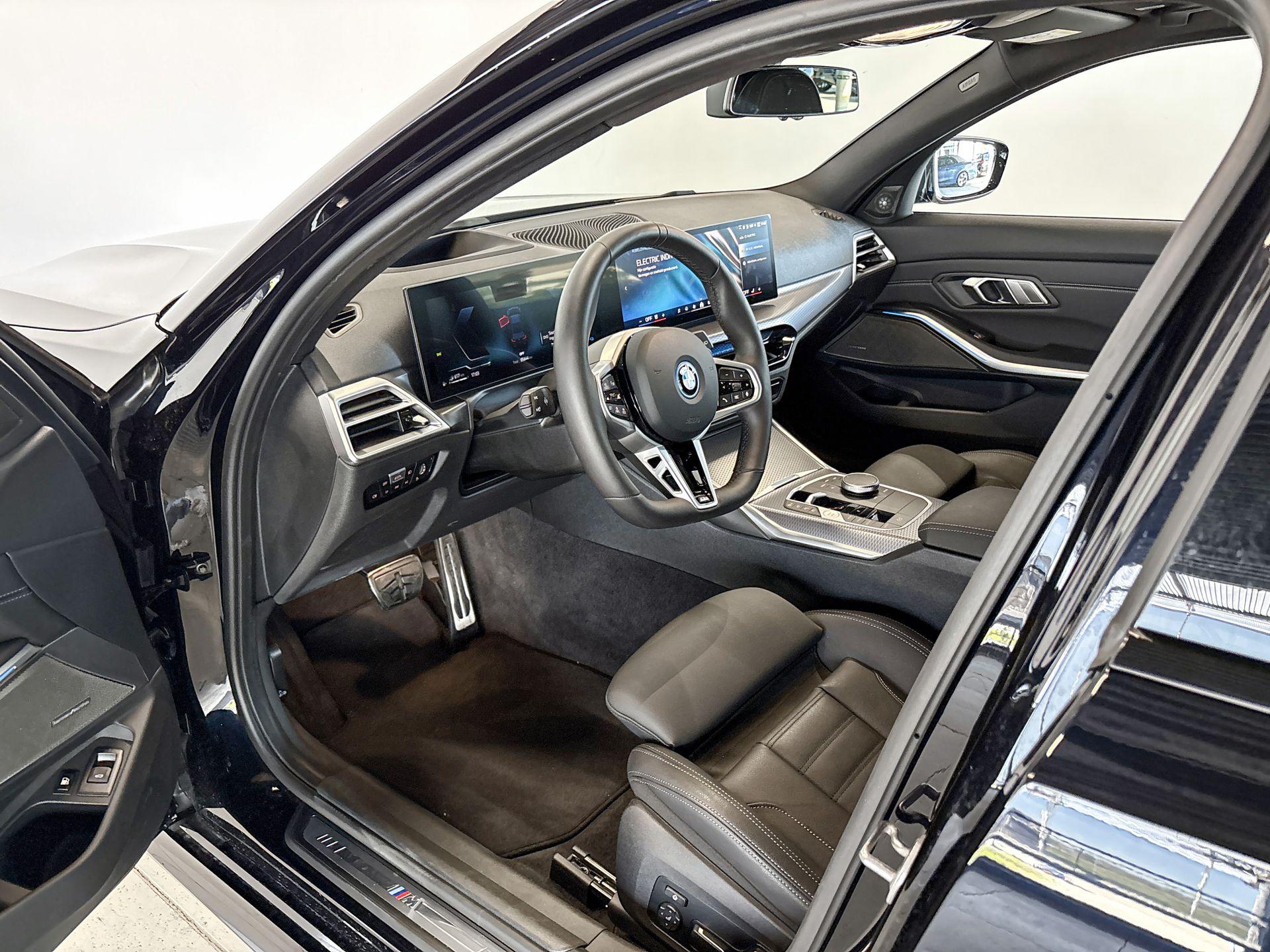 Foto van BMW 330e