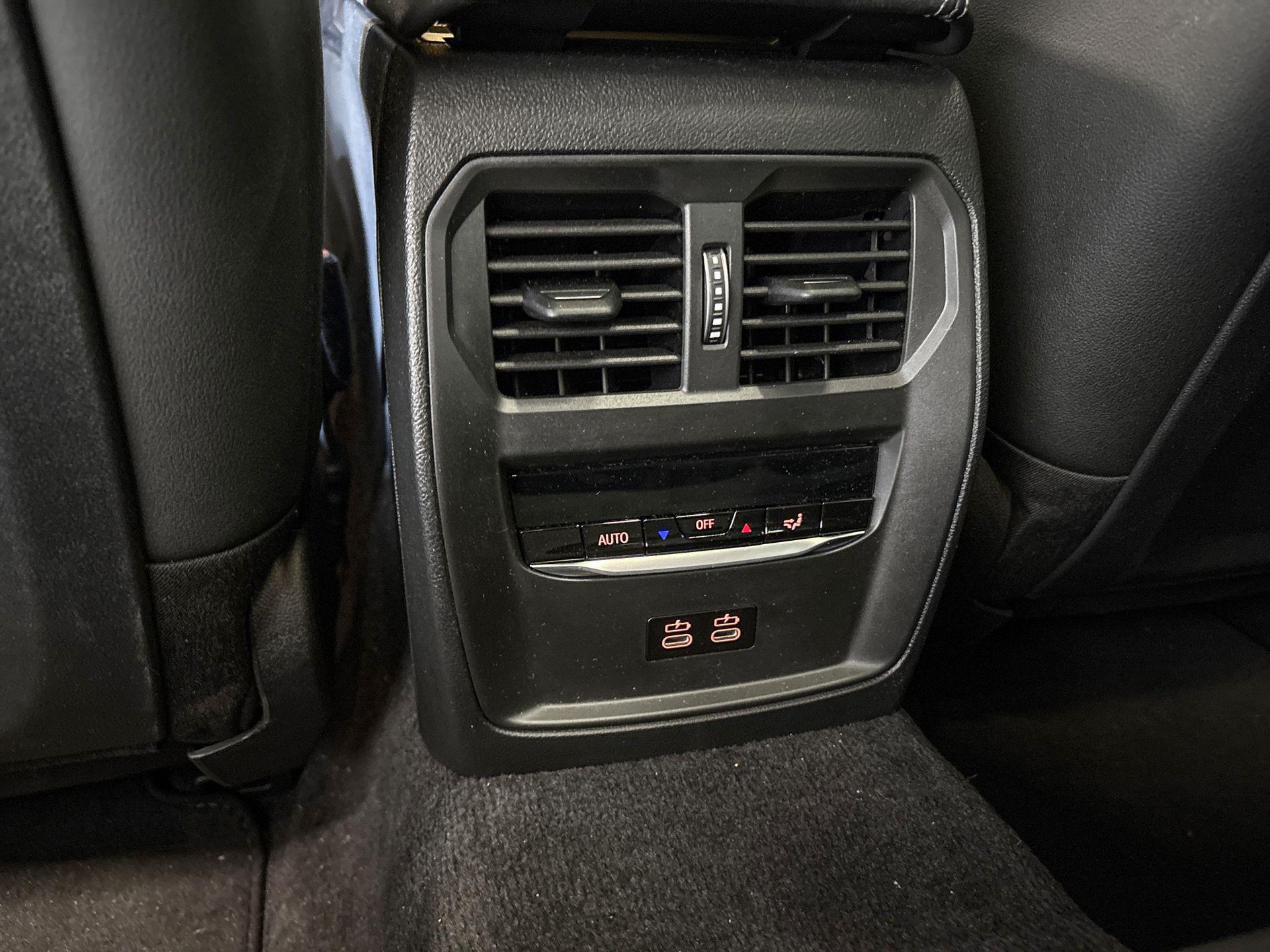 Foto van BMW 330e