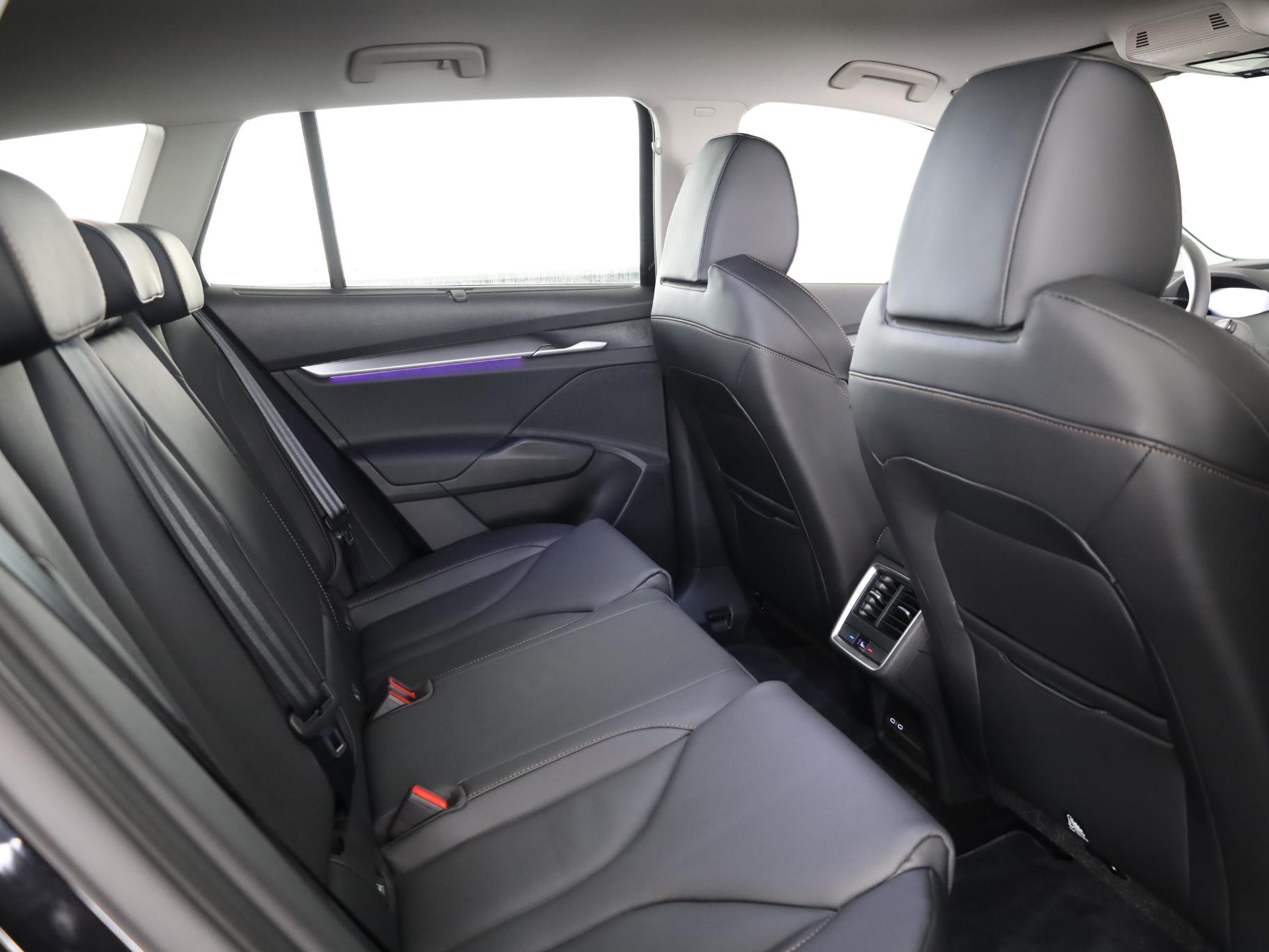 Foto van Skoda Enyaq 85