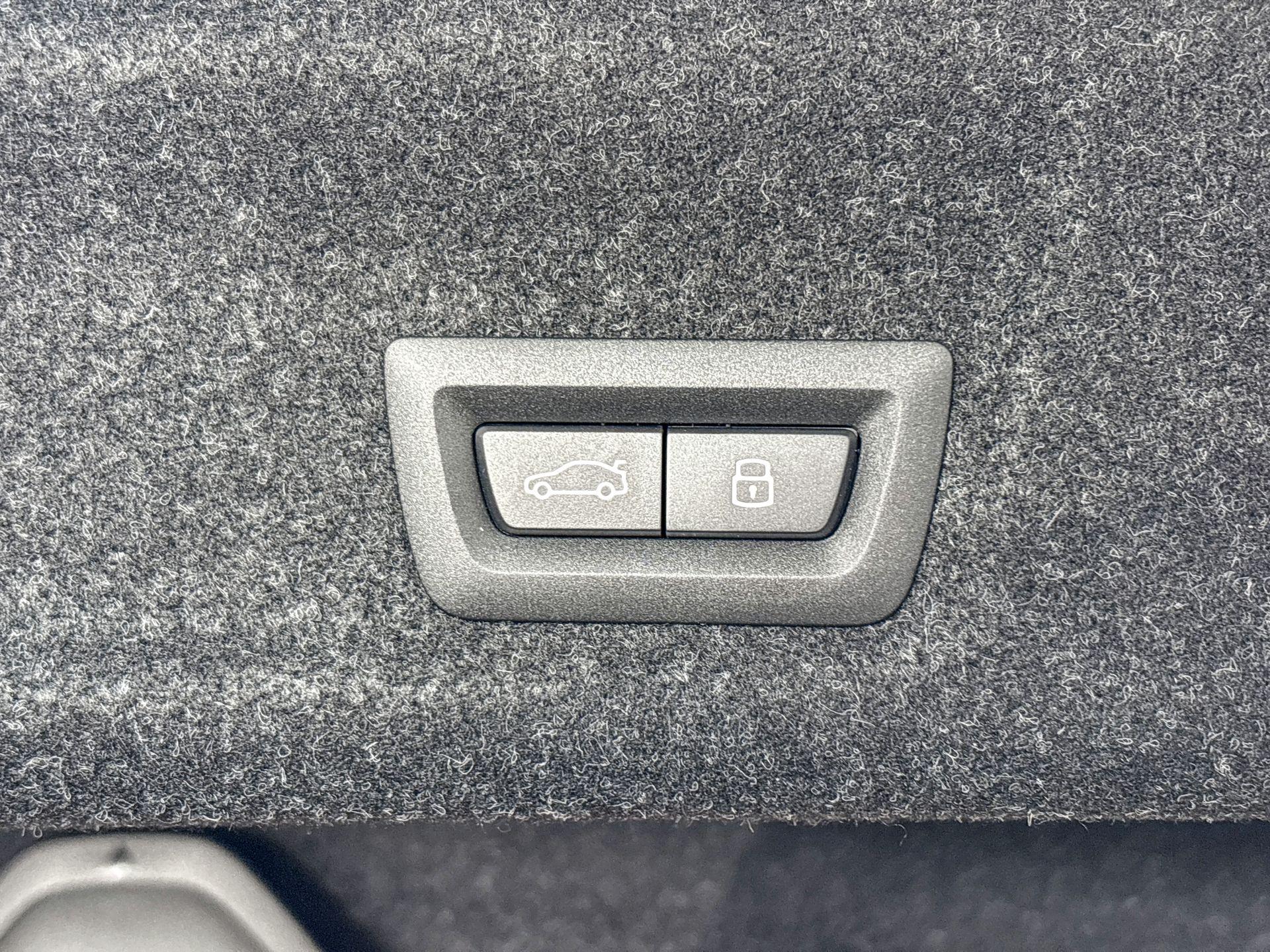 Foto van BMW 330e