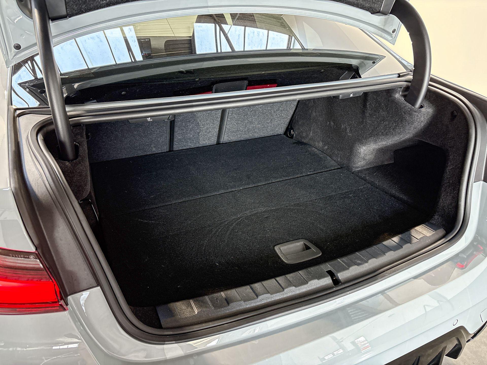 Foto van BMW 330e