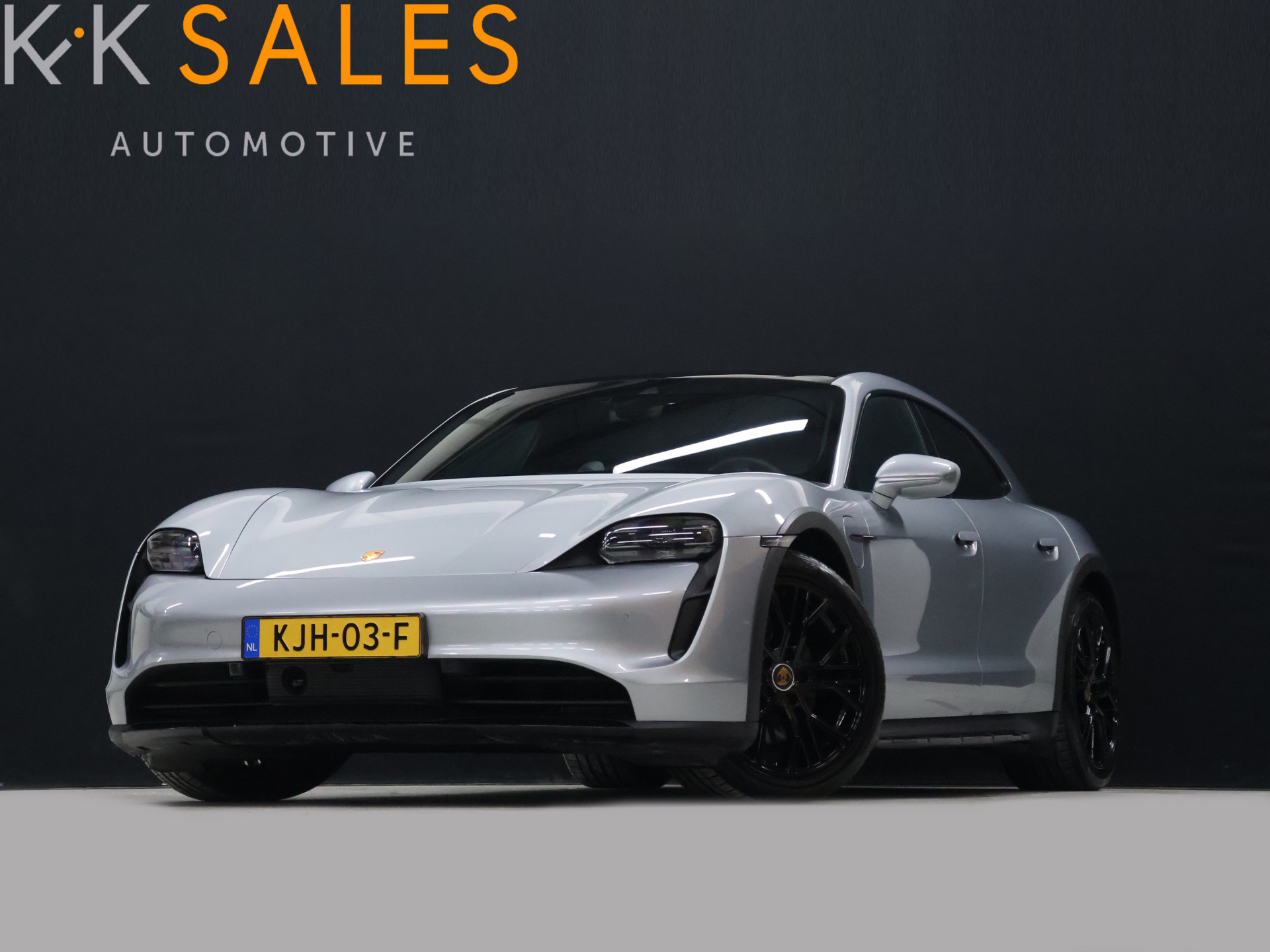 Porsche Taycan 4 4 93 kWh 2022 - voorkant