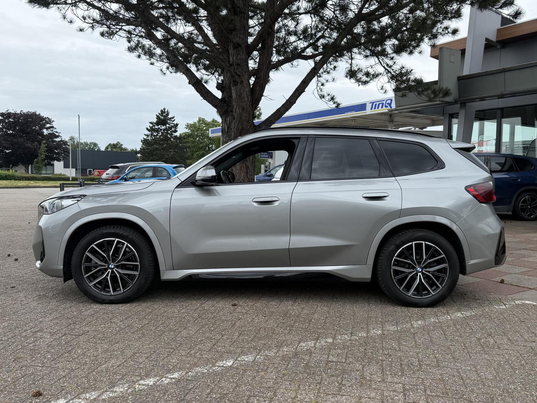 Foto van BMW Ix1 Xdrive30