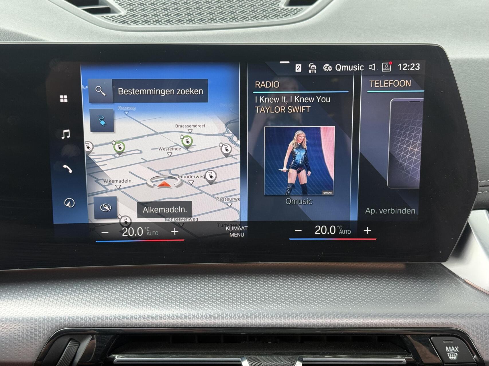 Foto van BMW Ix1 Xdrive30