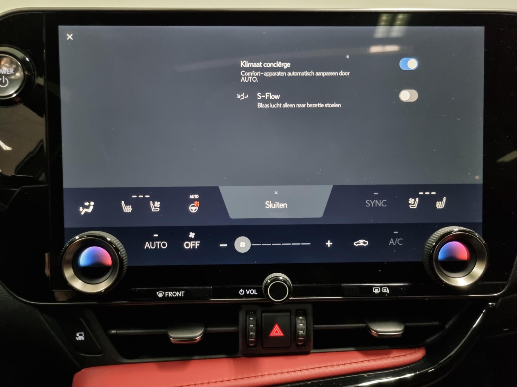 Foto van Lexus Lexus Nx450h+
