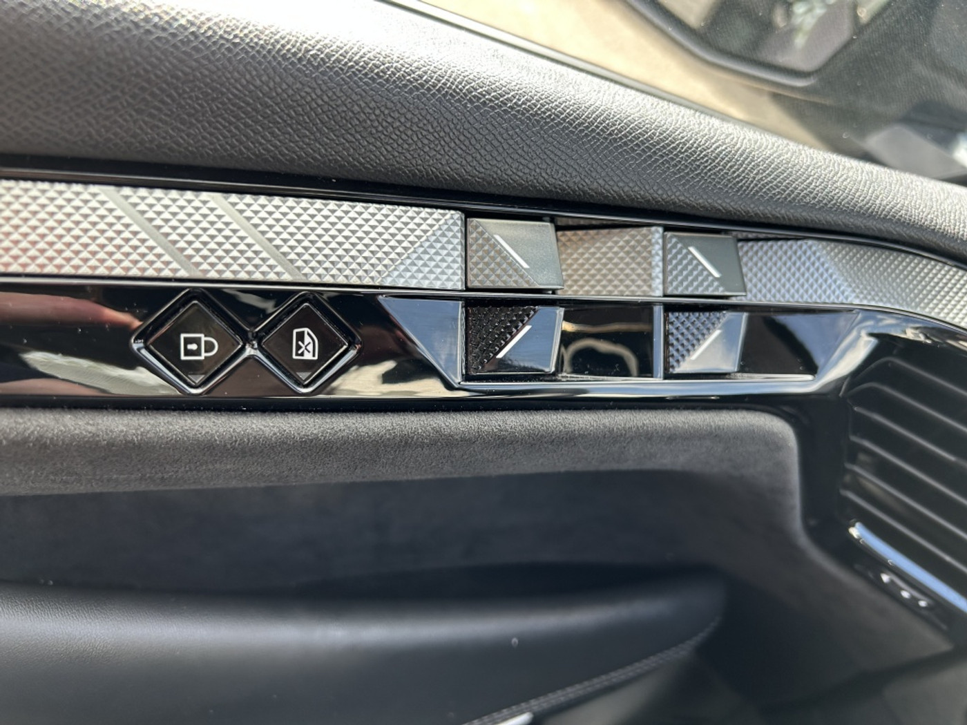 Foto van DS Ds4