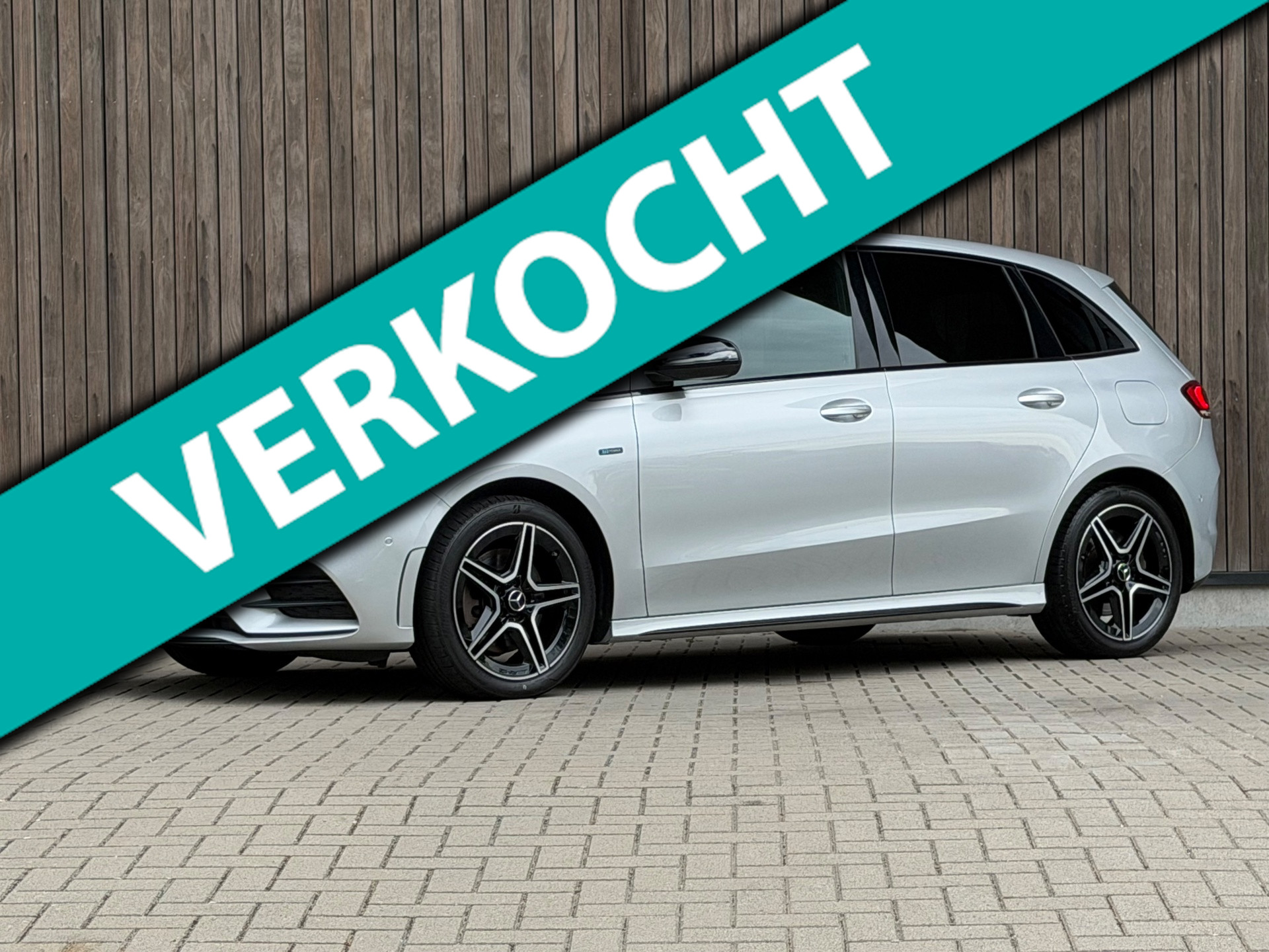 Mercedes-Benz B-klasse 250 e Business Solution AMG Limited 2020 - voorkant