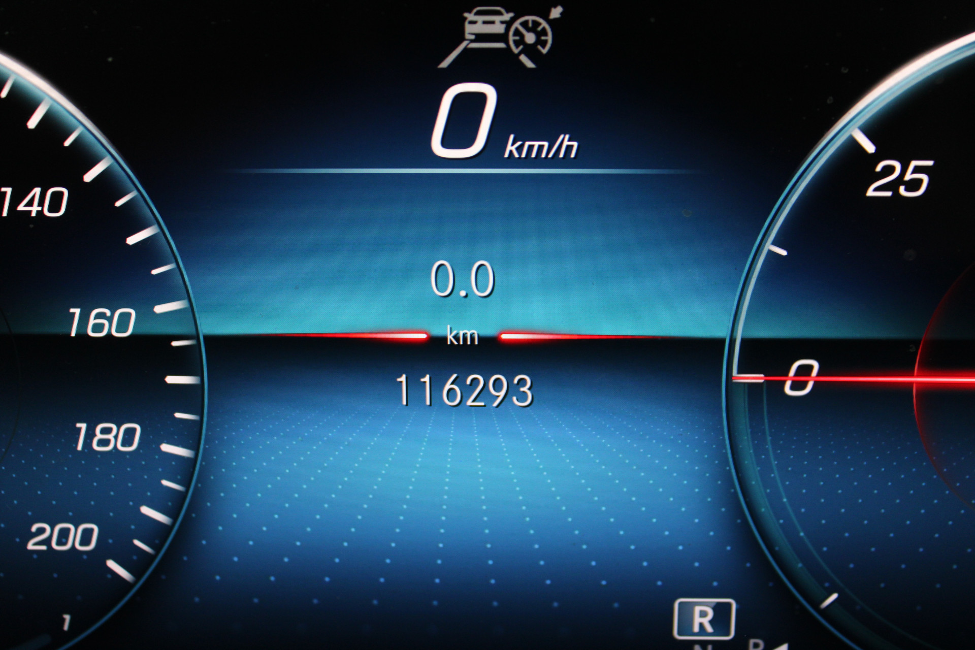 Foto van Mercedes-Benz Eqb