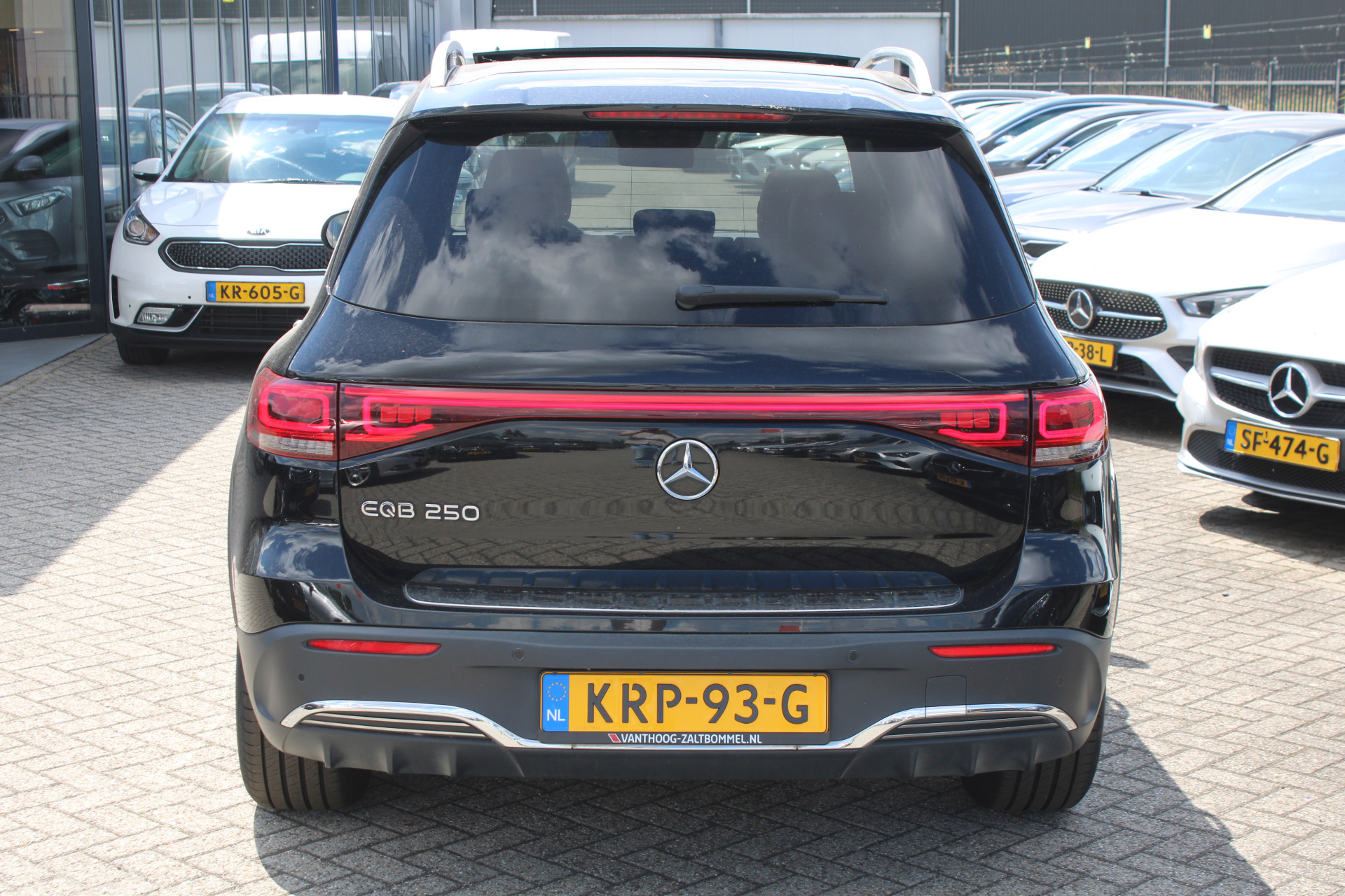 Foto van Mercedes-Benz Eqb