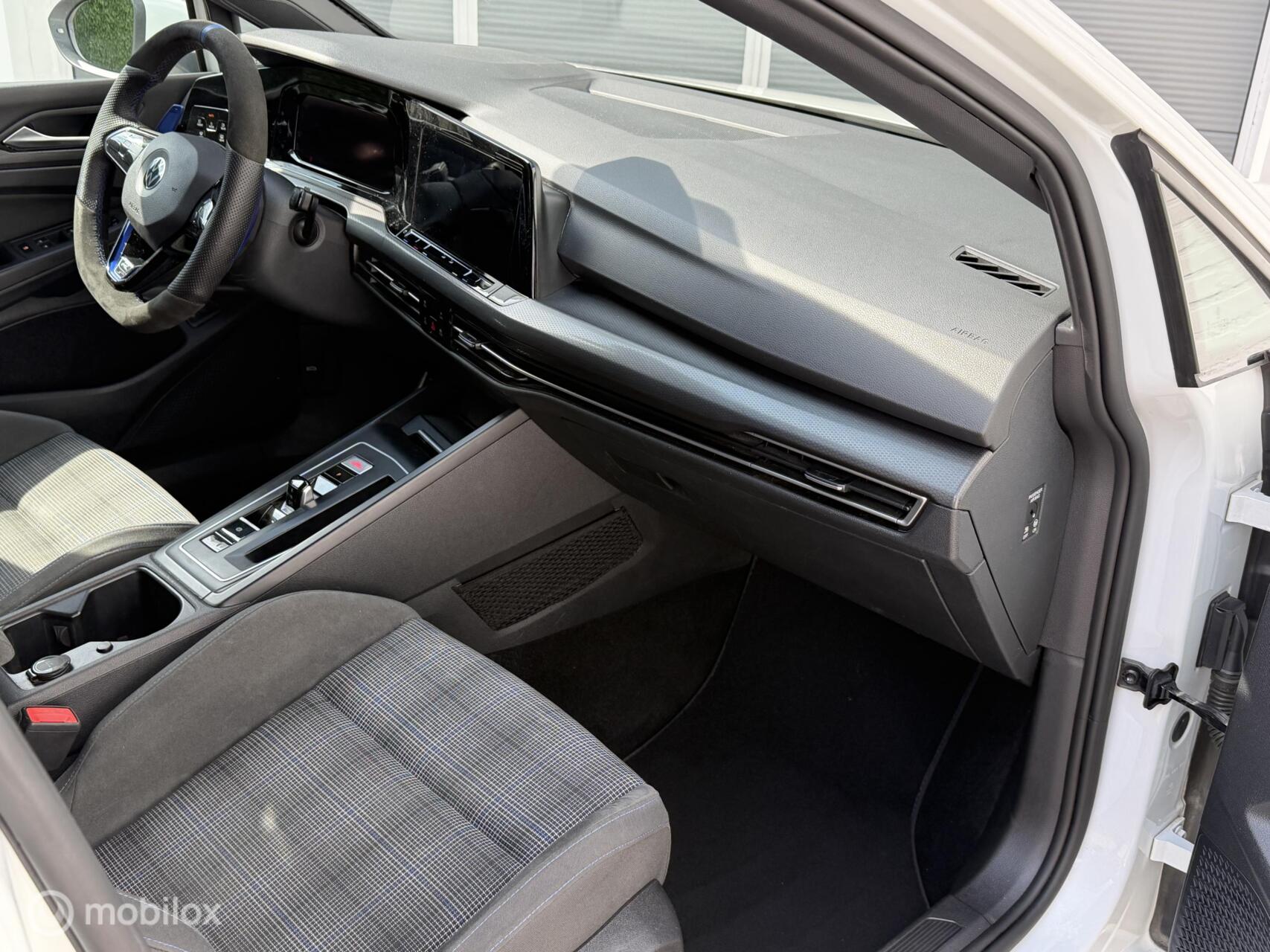 Foto van Volkswagen Golf GTE