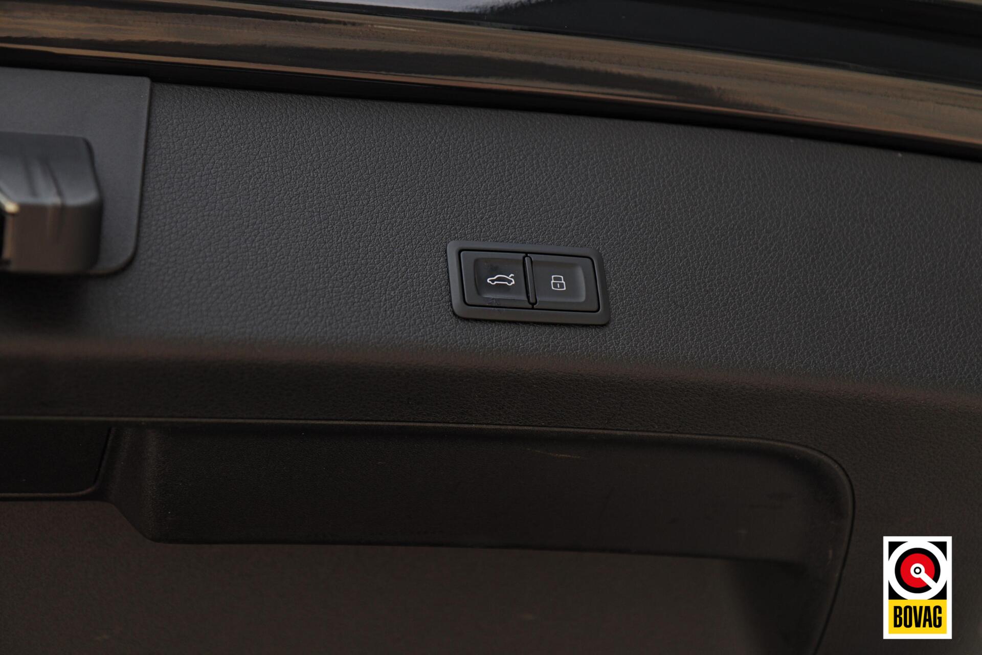 Foto van Audi E-tron