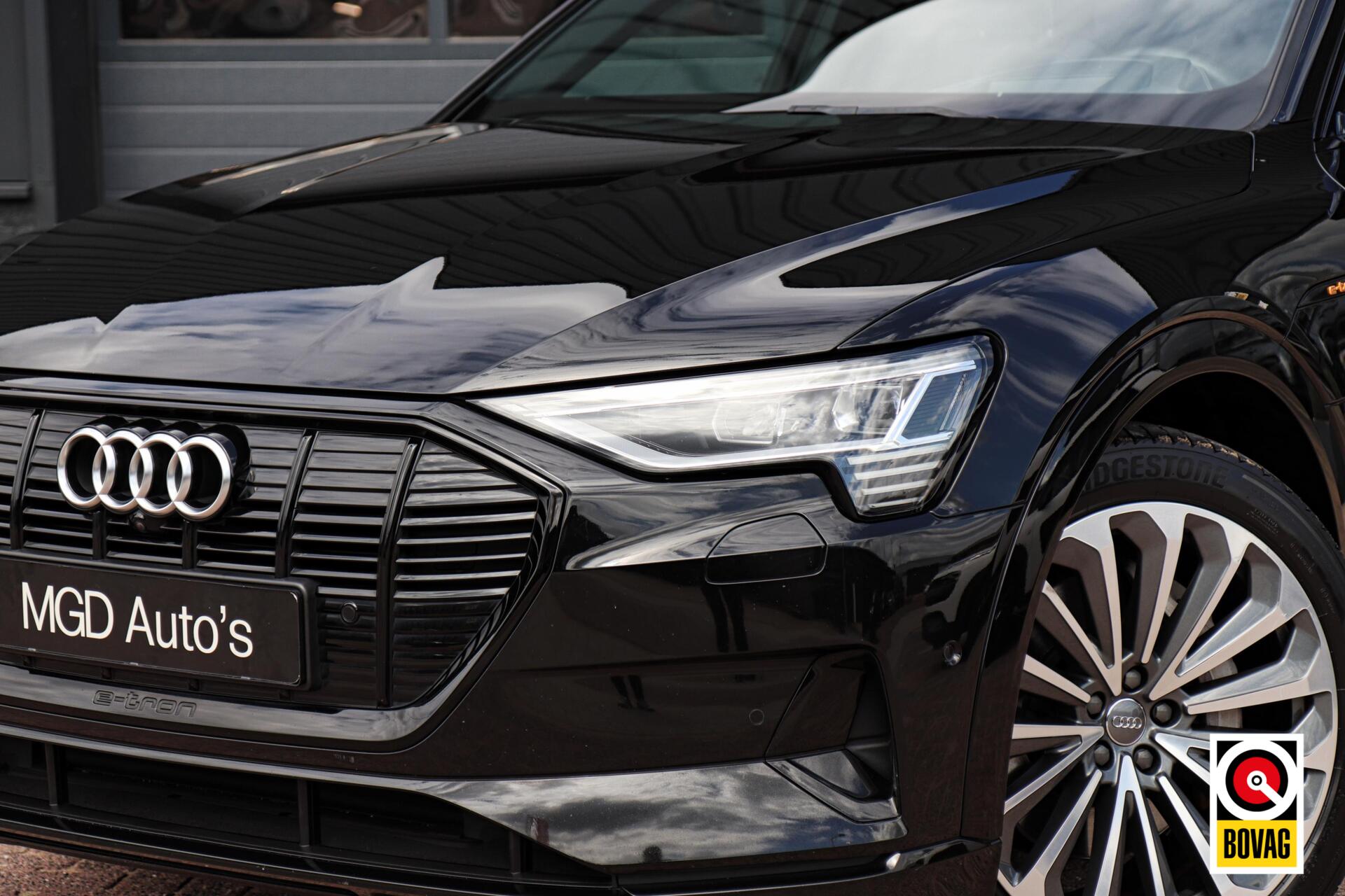 Foto van Audi E-tron