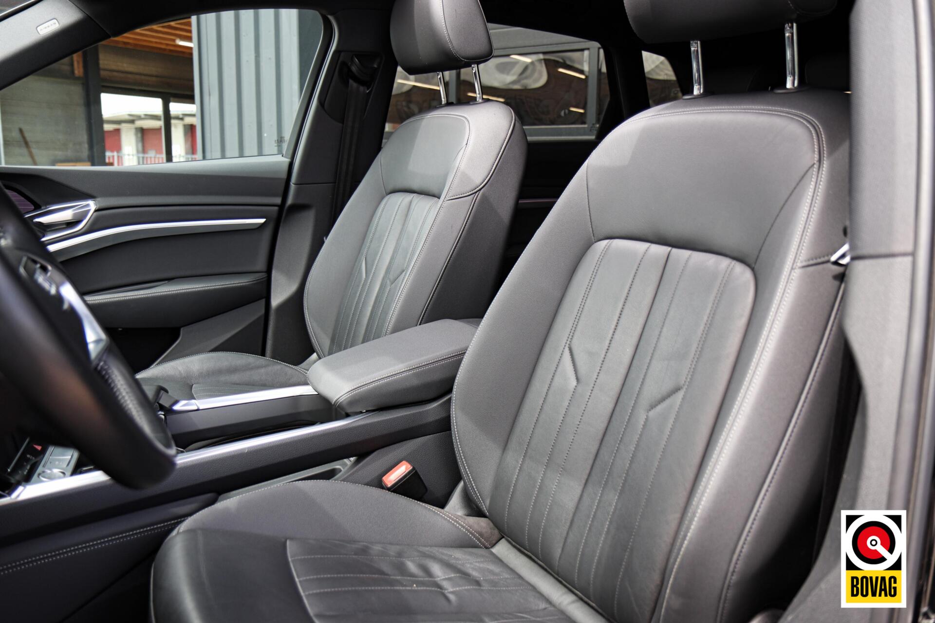 Foto van Audi E-tron