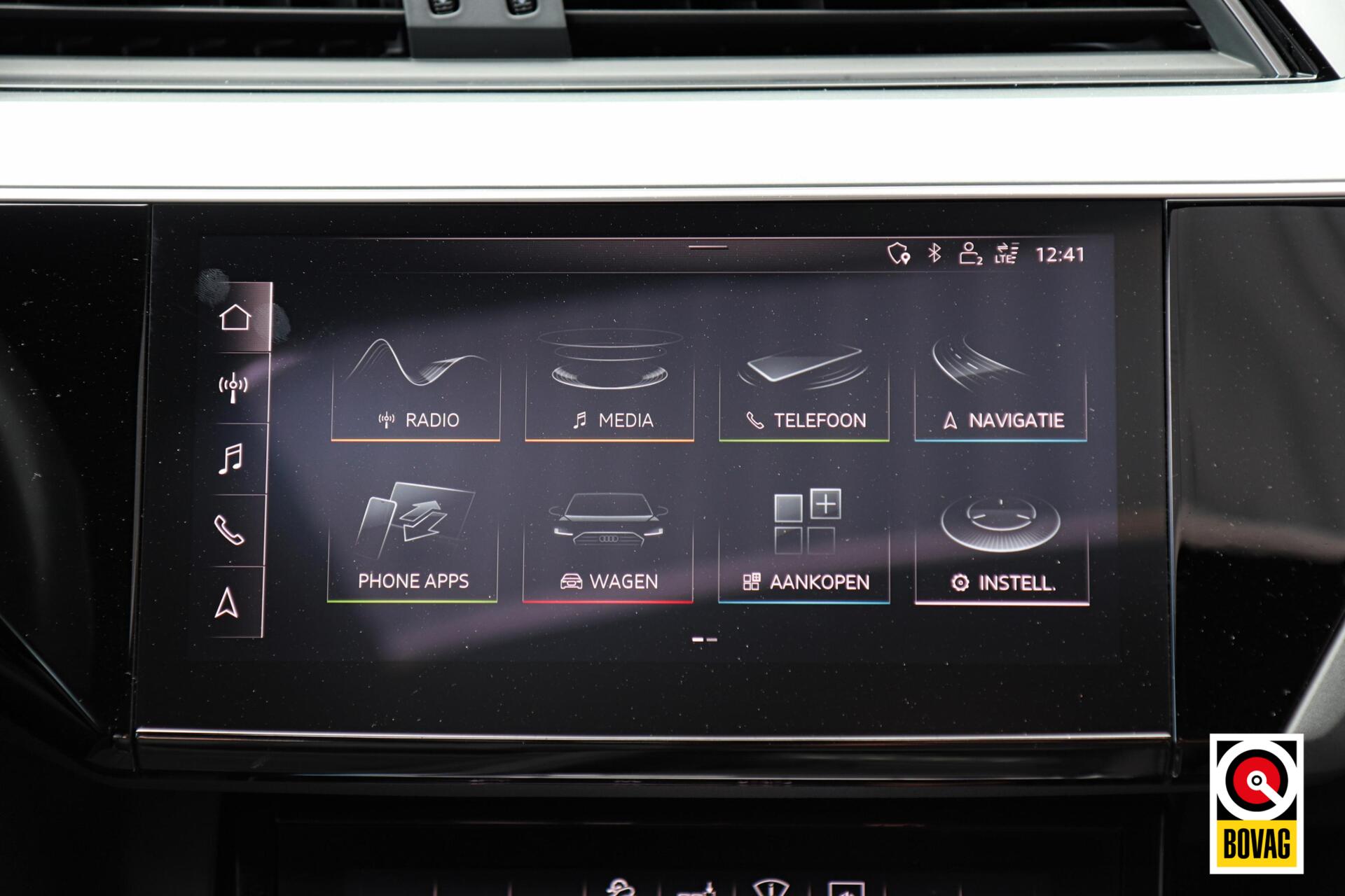 Foto van Audi E-tron