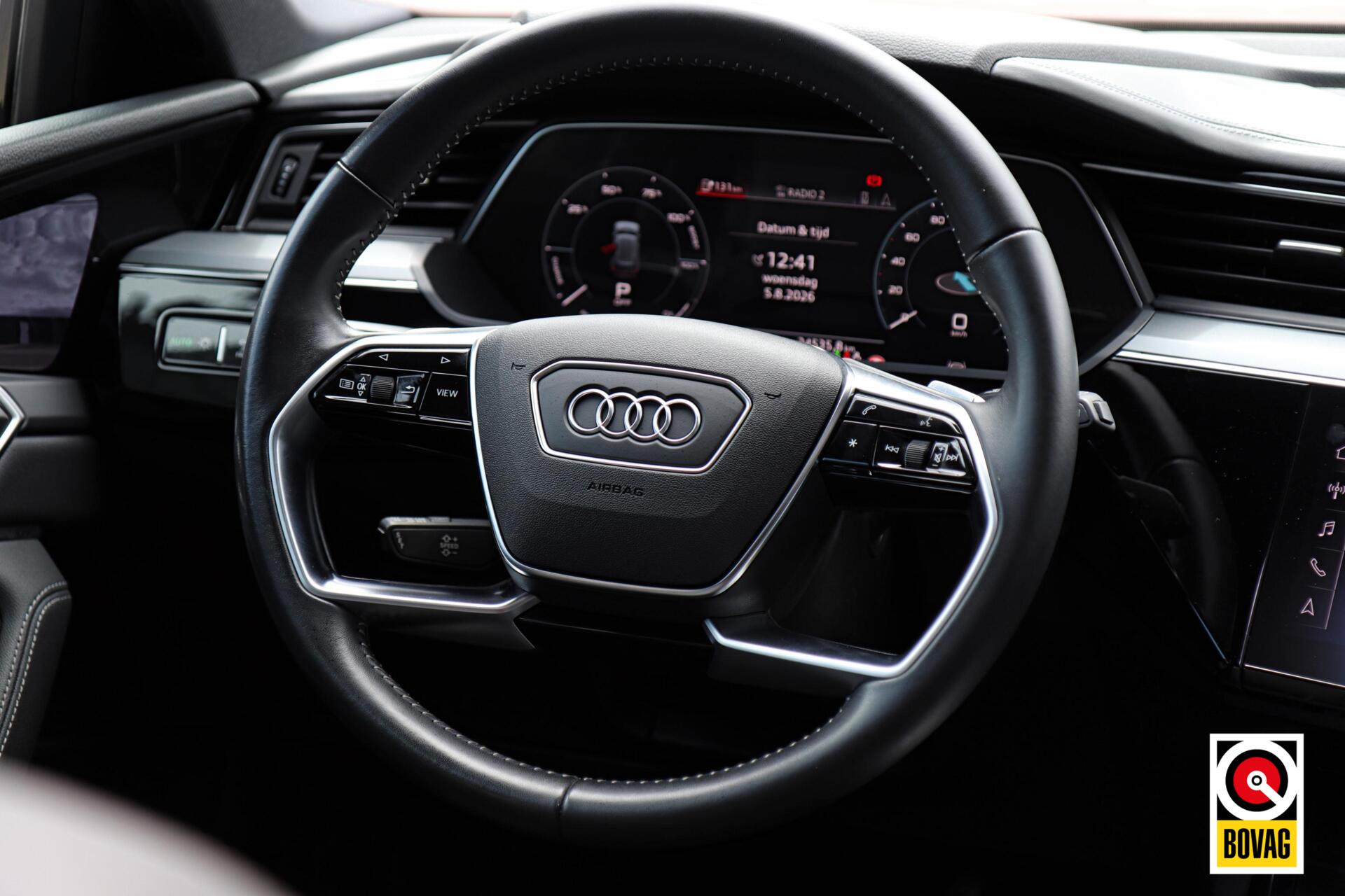 Foto van Audi E-tron