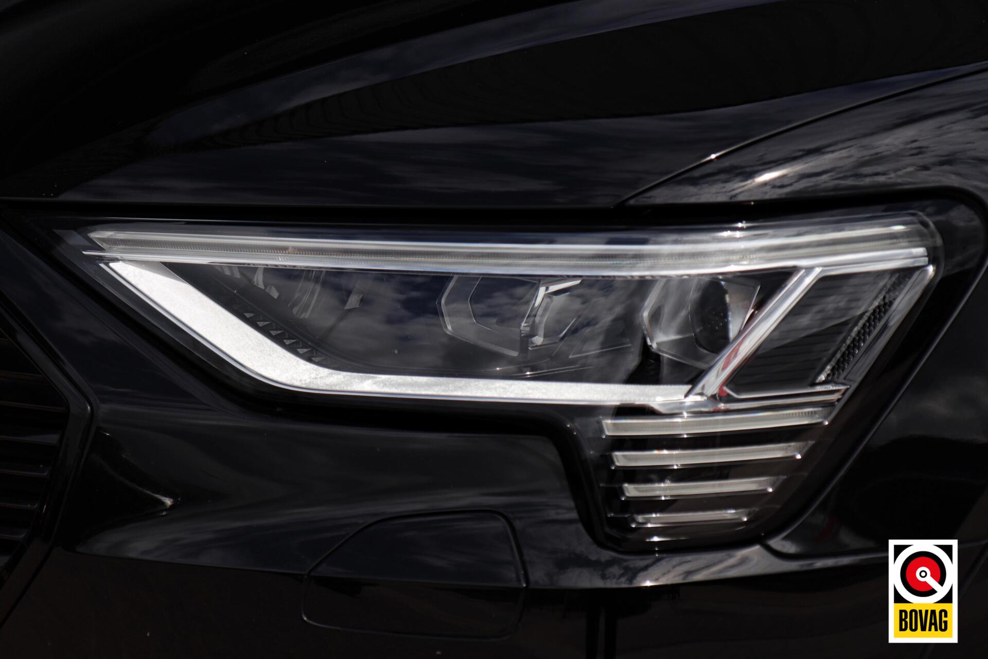 Foto van Audi E-tron