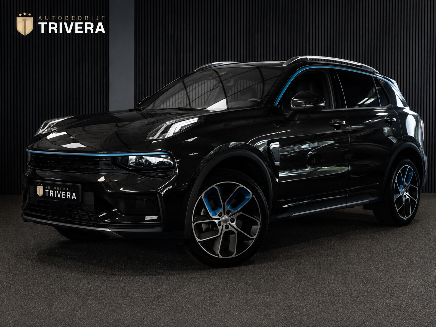 LYNK & Co 01 Lynk & Co 01 1.5 l SoH 96% l PANO l 360°camera l INFINITY Sound l Zwrt Hemel l 1ste eig. l BTW Auto l CARPLAY 2023 - voorkant