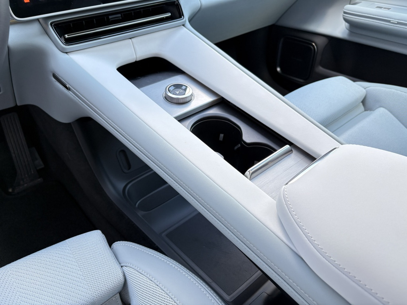 Foto van Polestar 4
