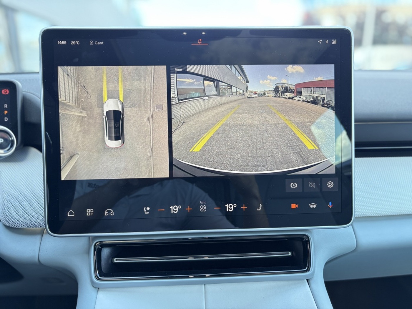 Foto van Polestar 4