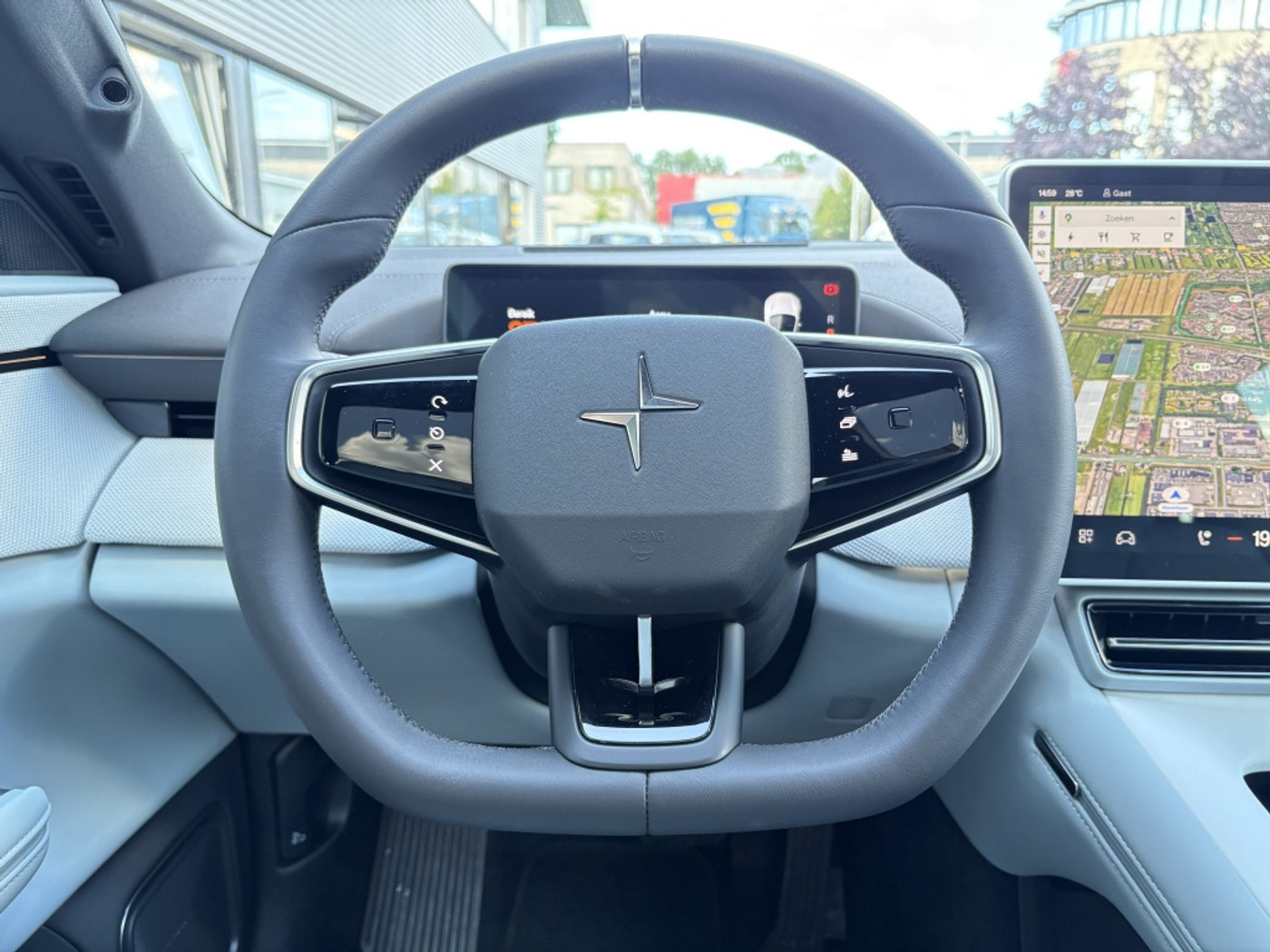 Foto van Polestar 4