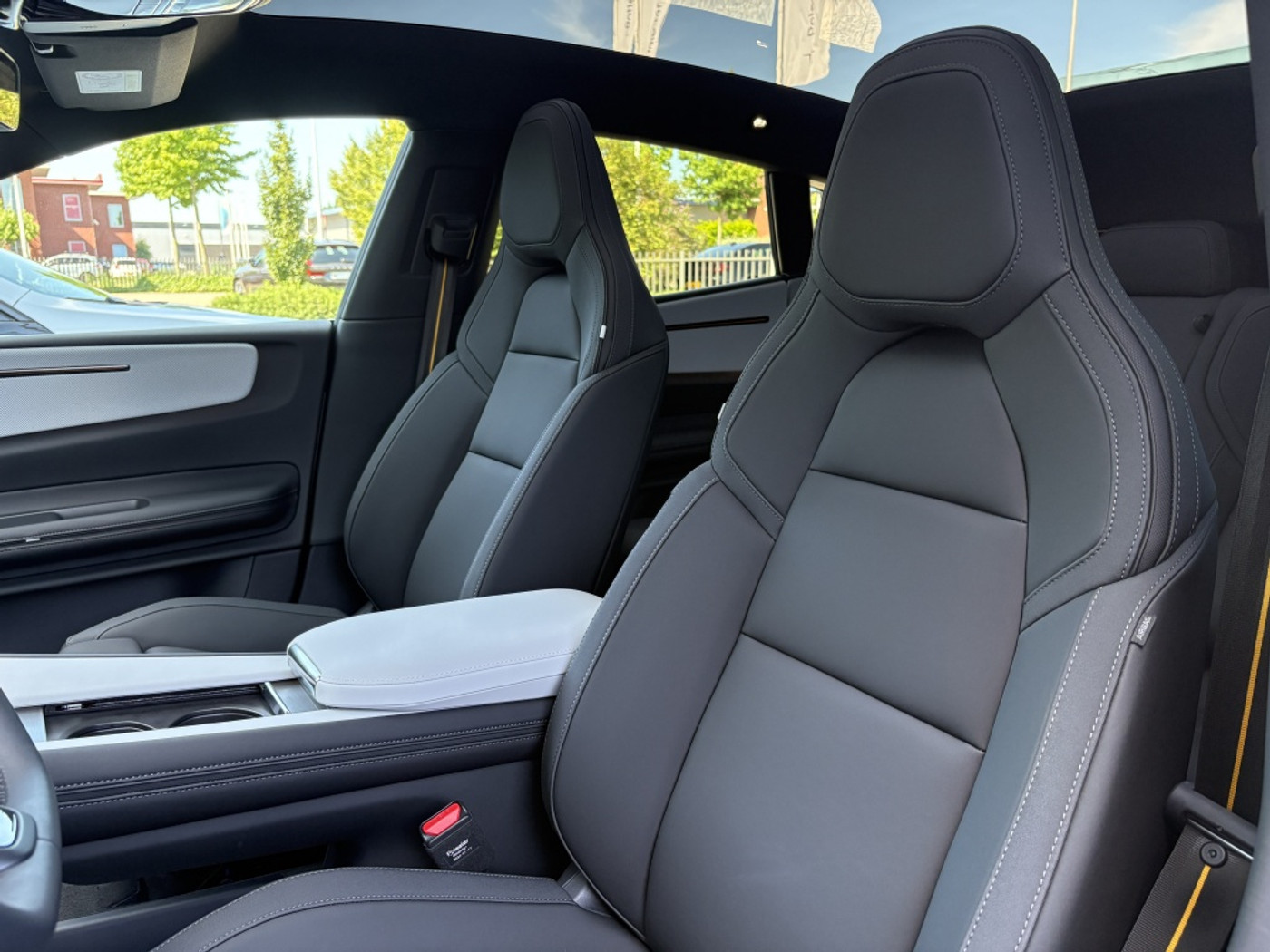 Foto van Polestar 4
