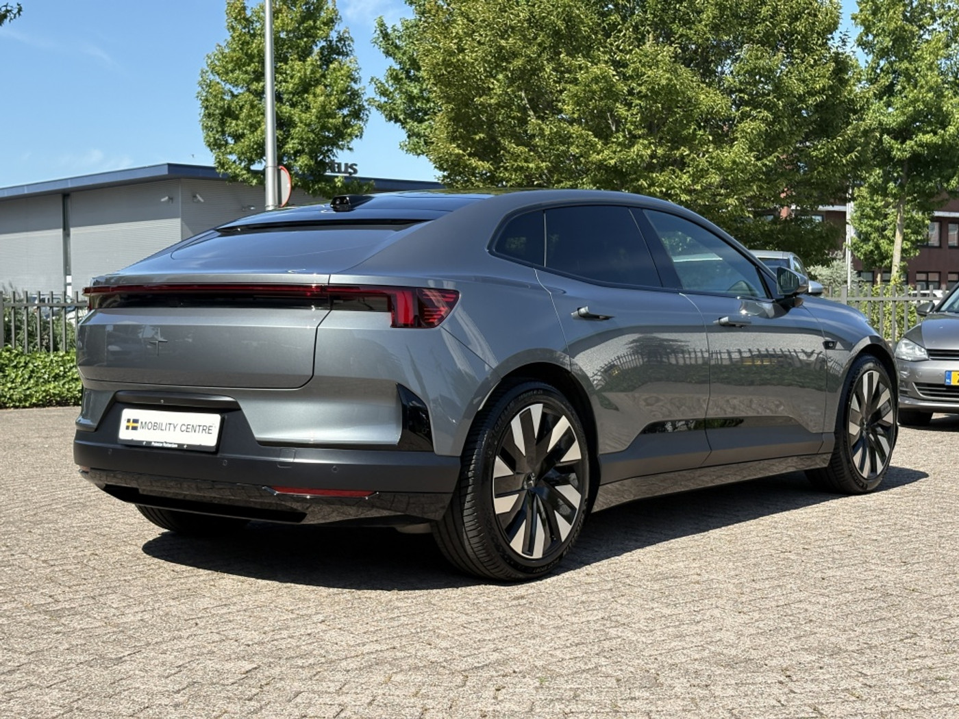 Foto van Polestar 4