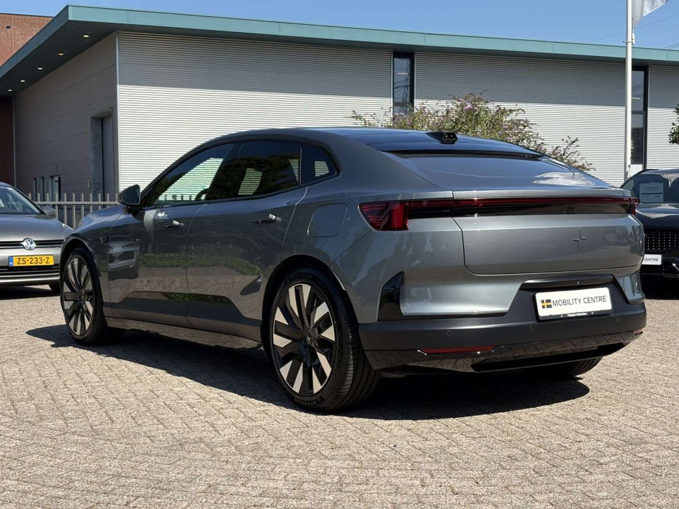 Foto van Polestar 4