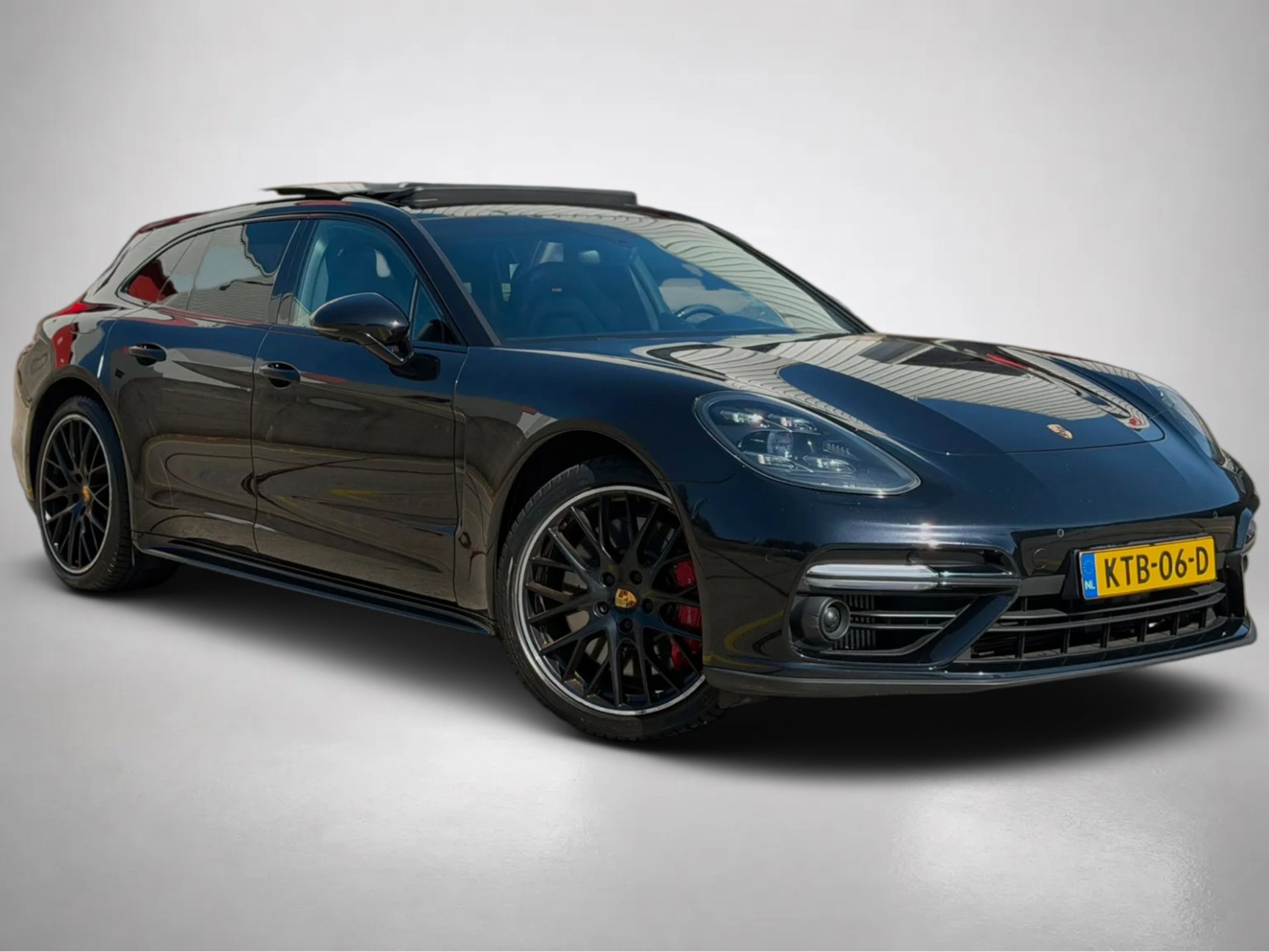 Foto van Porsche Panamera Sport Turismo