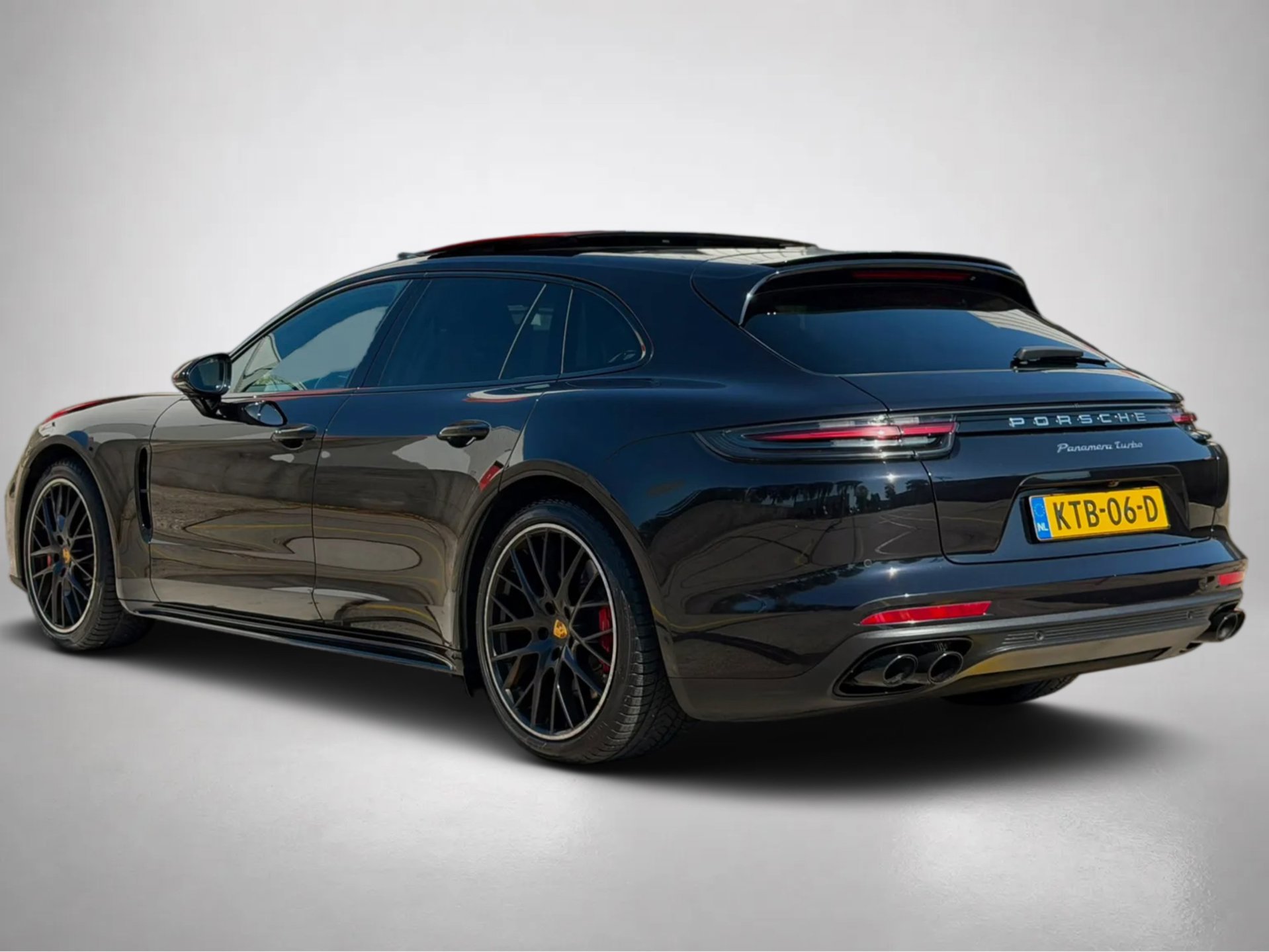 Foto van Porsche Panamera Sport Turismo