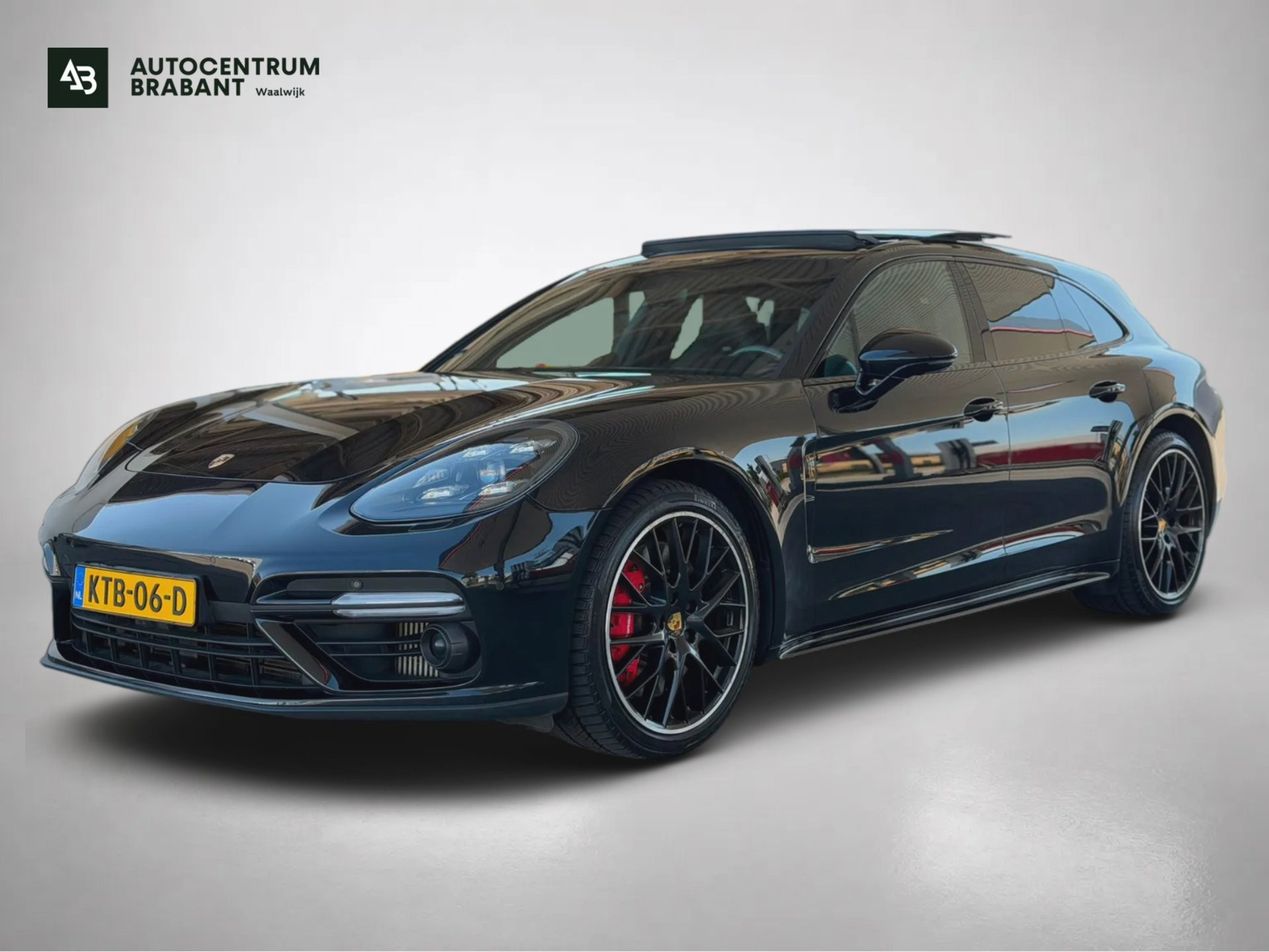 Porsche Panamera Sport Turismo 4.0 Turbo VOL!!!(Panorama, Sportuitlaat, 18-delige stoelen, Sport Chrono, Stoelkoeling, Etc) 2018 - voorkant