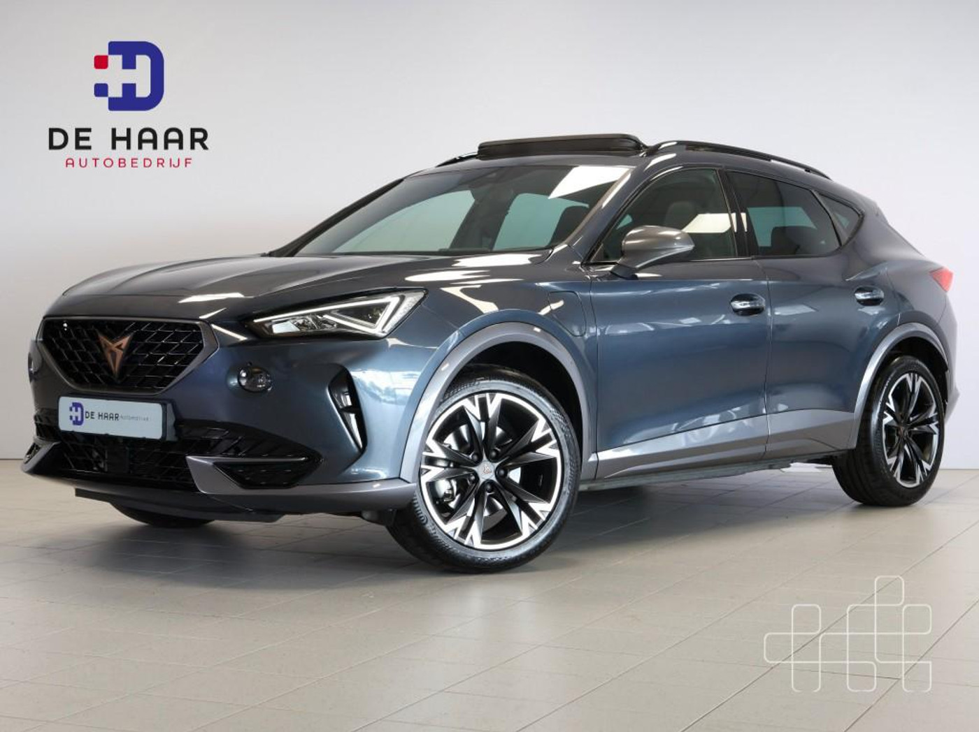 Cupra Formentor 1.4 TSI e-Hybrid Business - Schuif/kanteldak - Trekhaak - 92,9 % SoH 2023 - voorkant