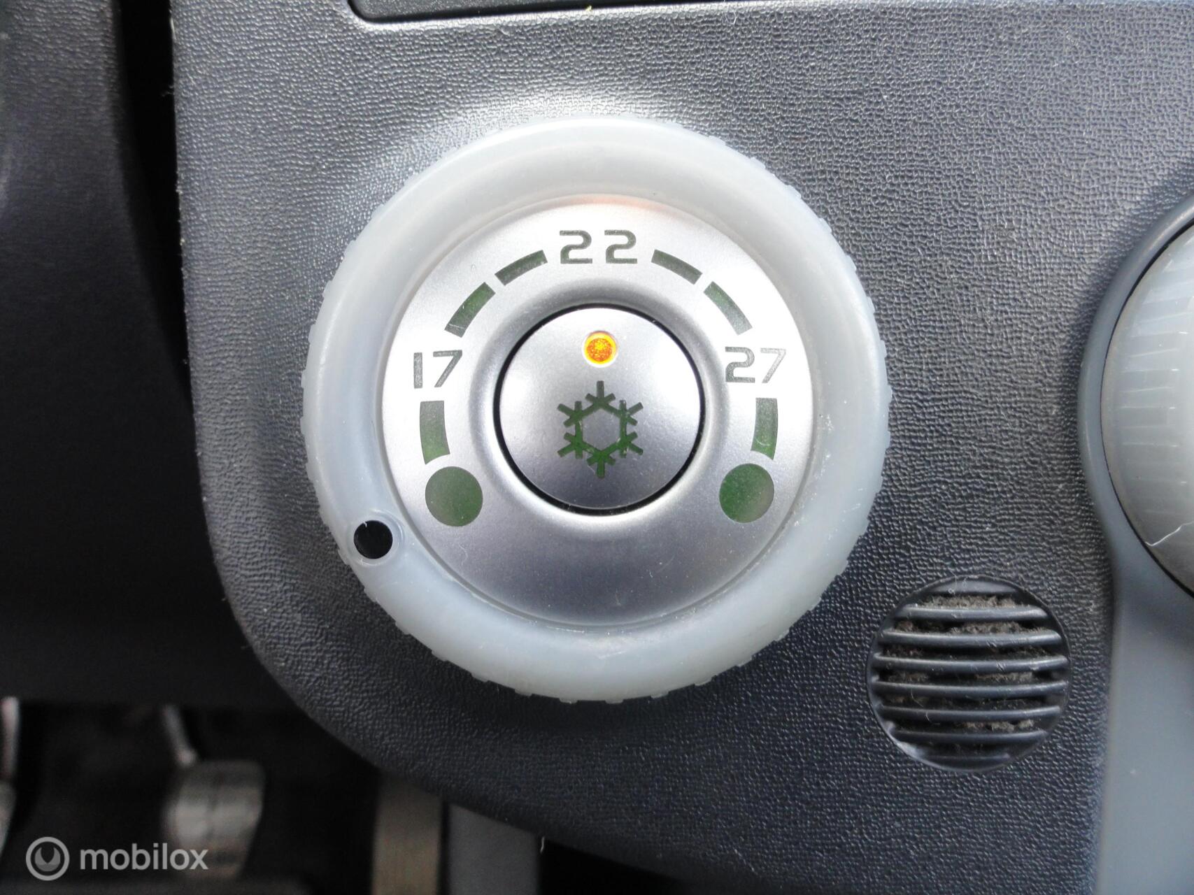 Foto van Mitsubishi Mitsubishi Colt