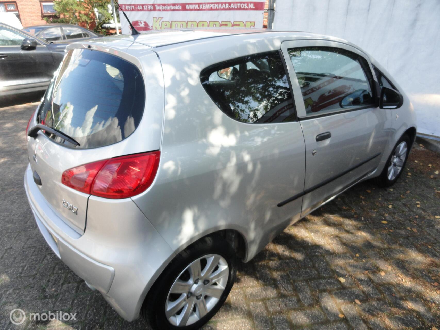 Foto van Mitsubishi Mitsubishi Colt