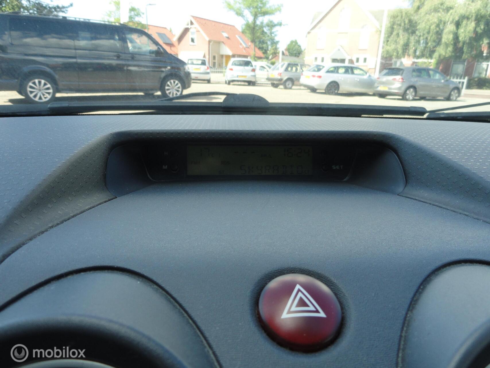 Foto van Mitsubishi Mitsubishi Colt